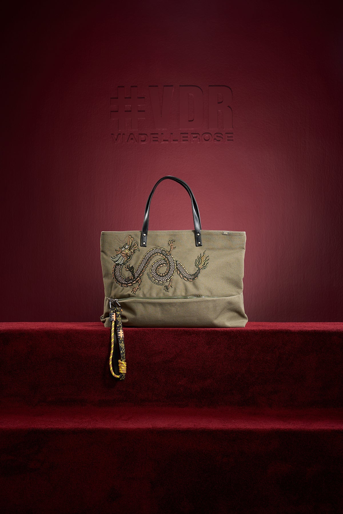 Kaki Bag Dragon1
