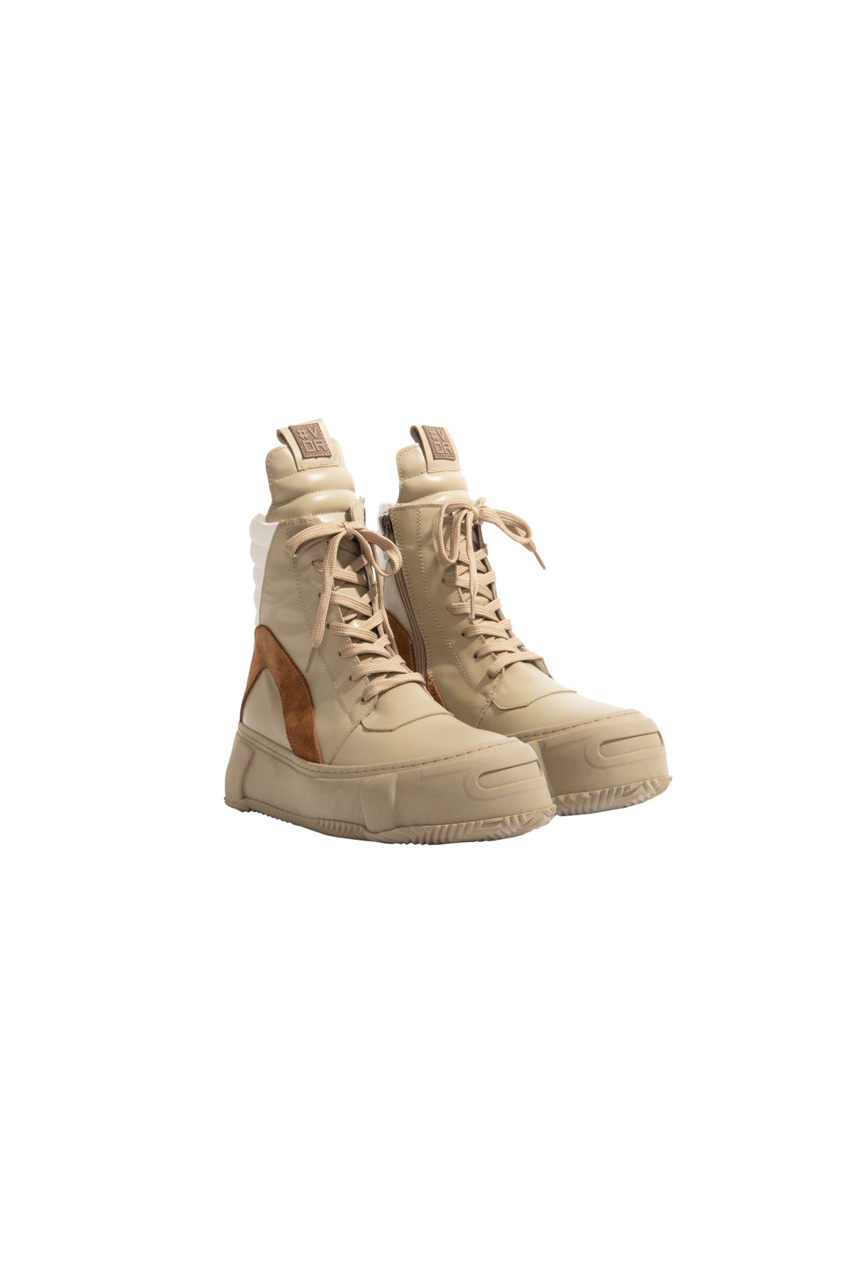 Beige Boots Esky
