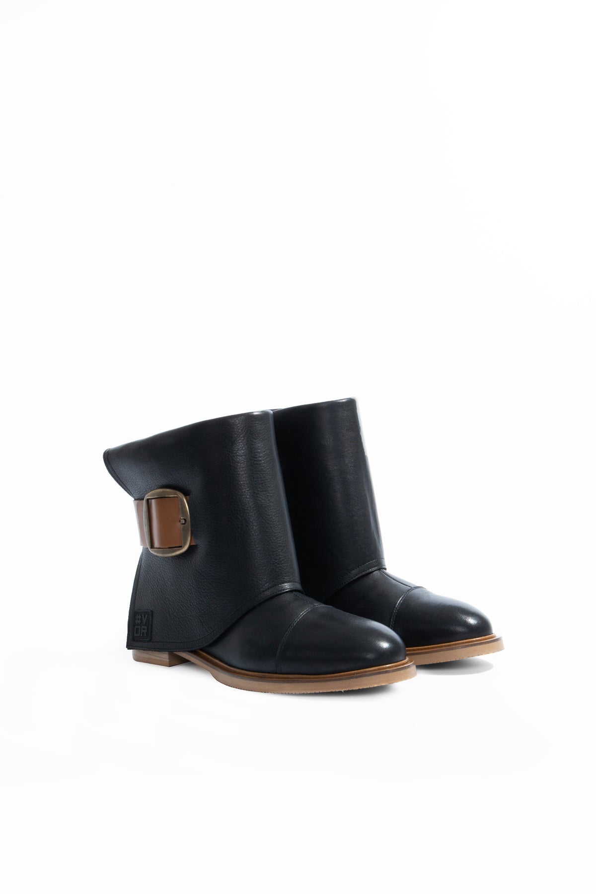 Black Belted Short Boots Montero