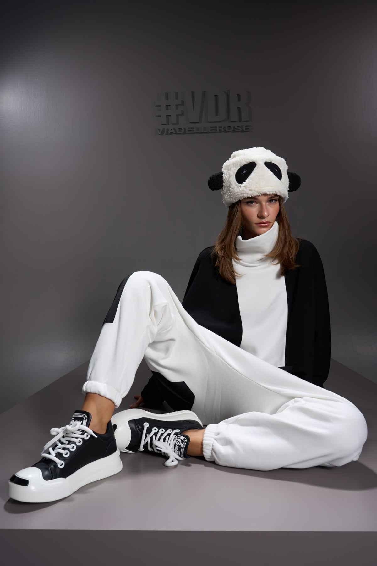 Off White Nero Hat Pando