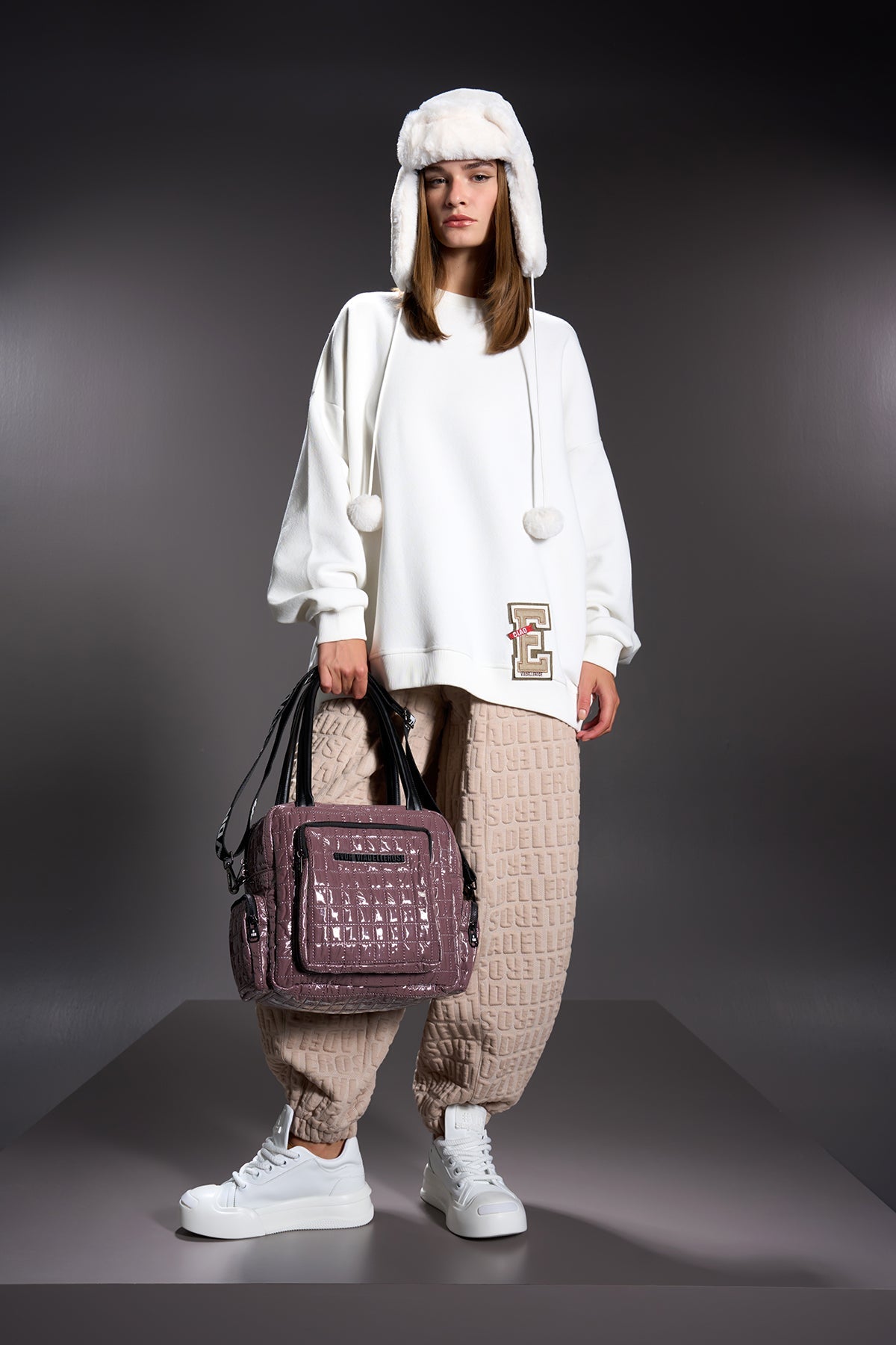 Off White Hat Pompom