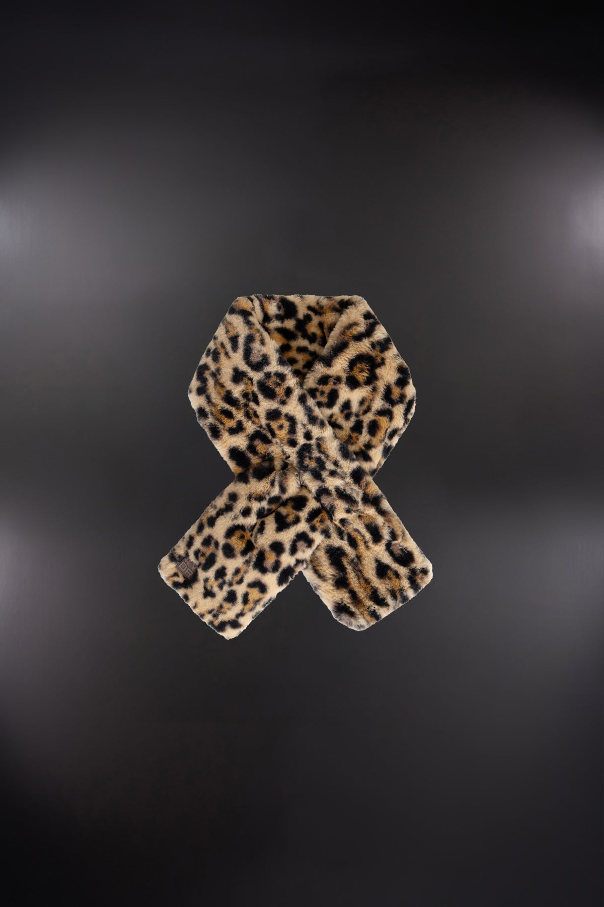 Leo Scarf Snawl Leo
