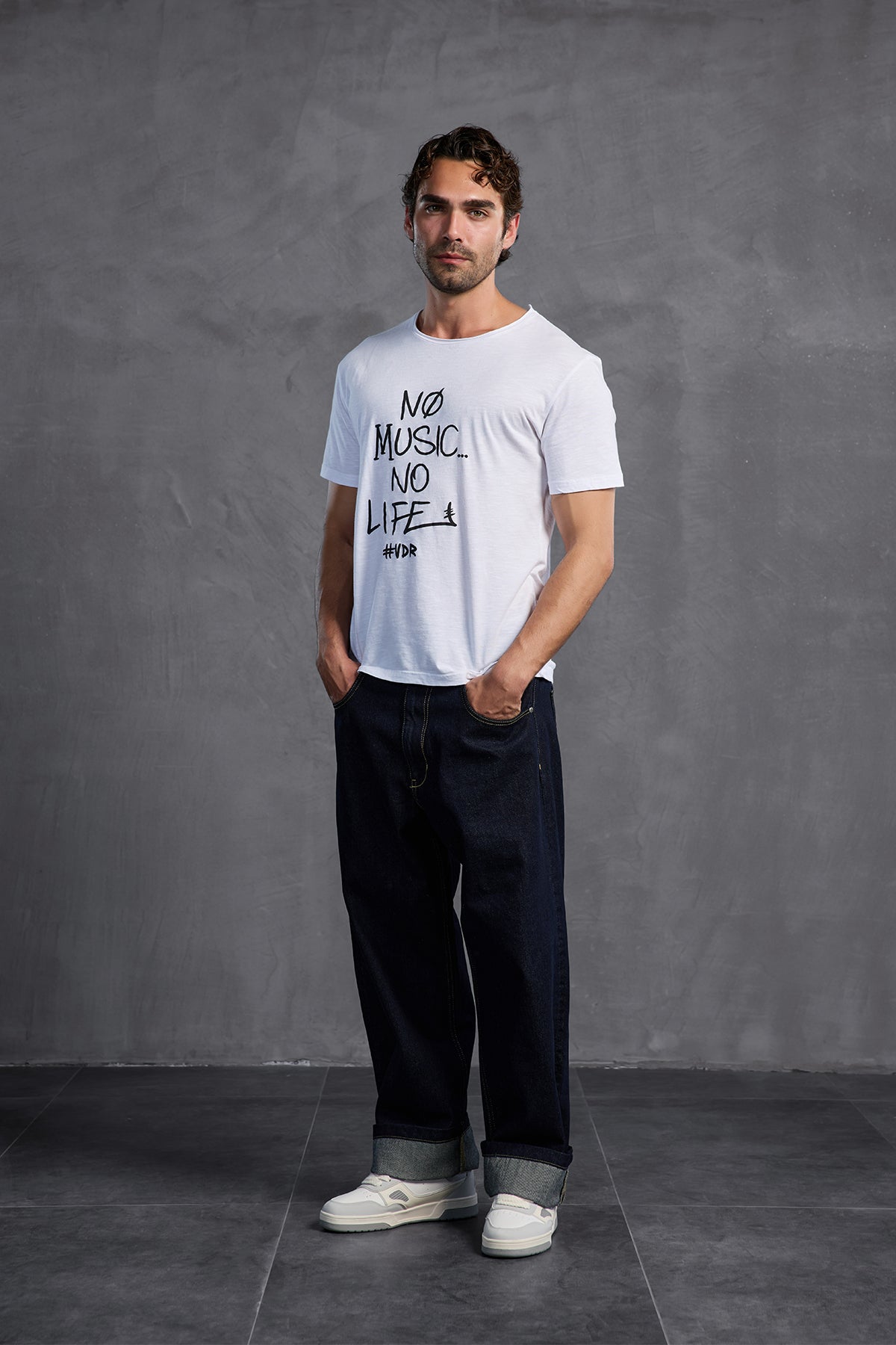 White Printed Round Neck T-shirt 10009