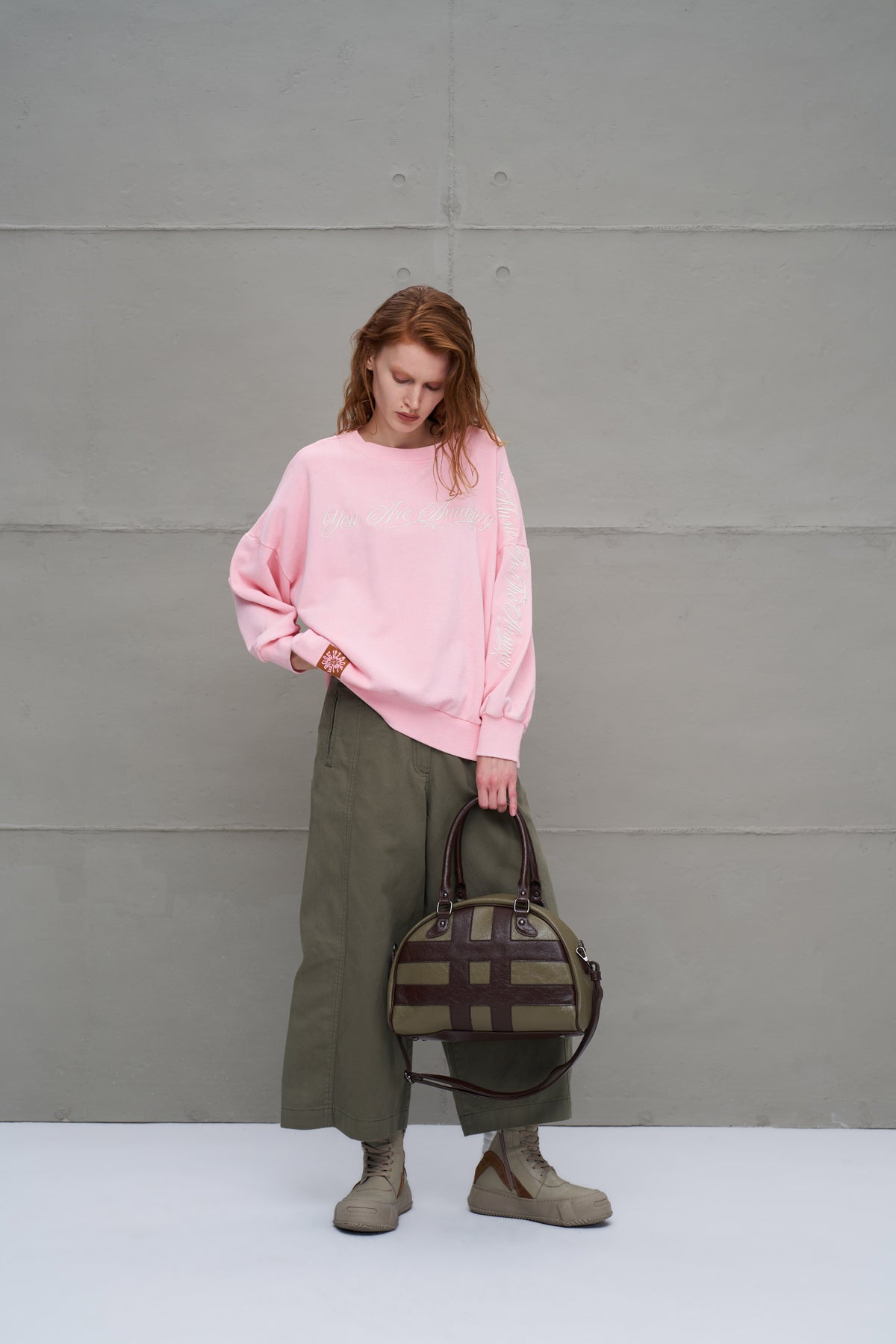 Khaki Brown Bag Via3