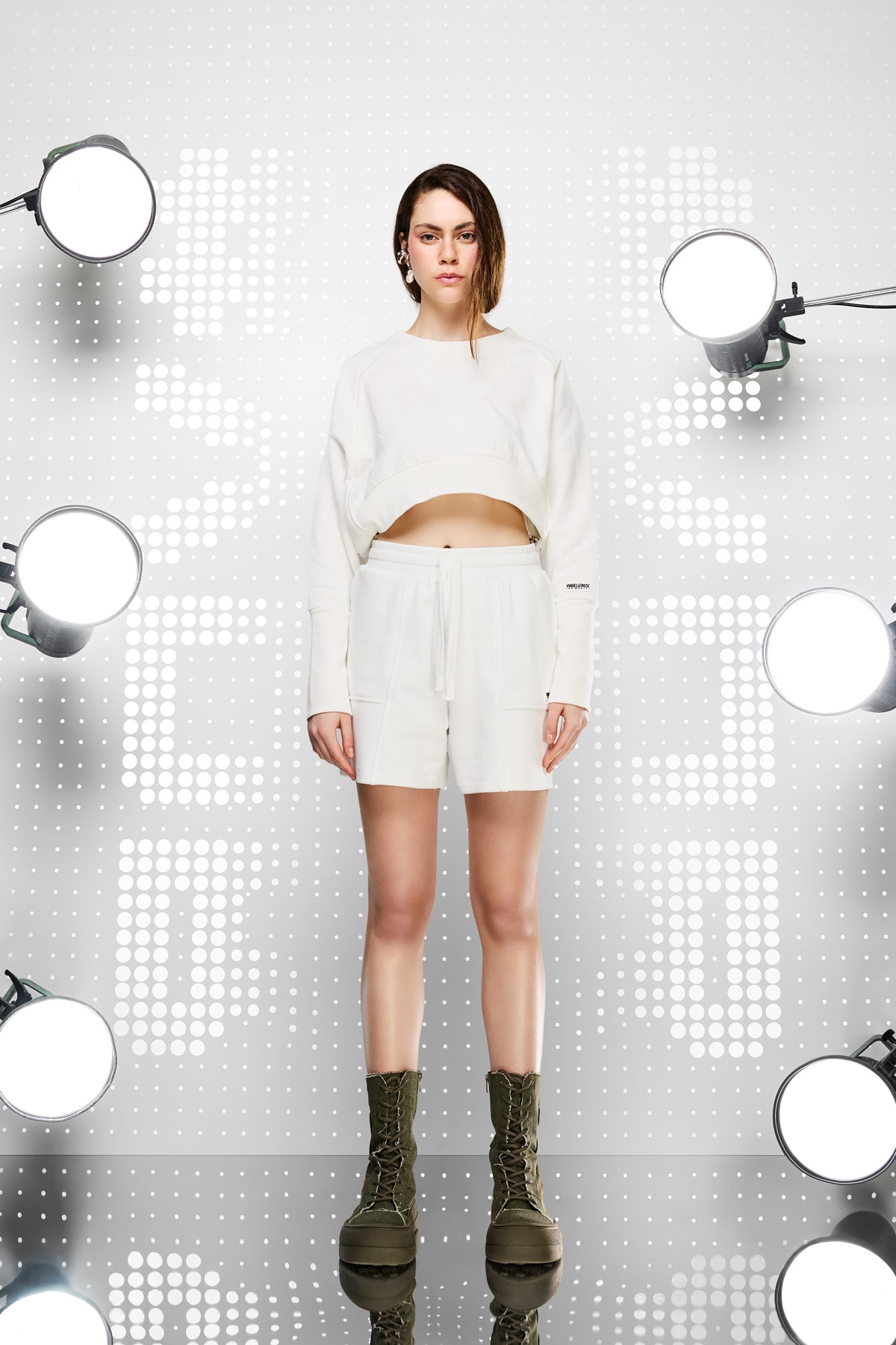 Off White Shorts 15012