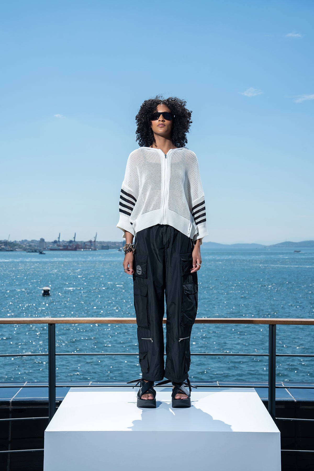 Off White Pullover 15338