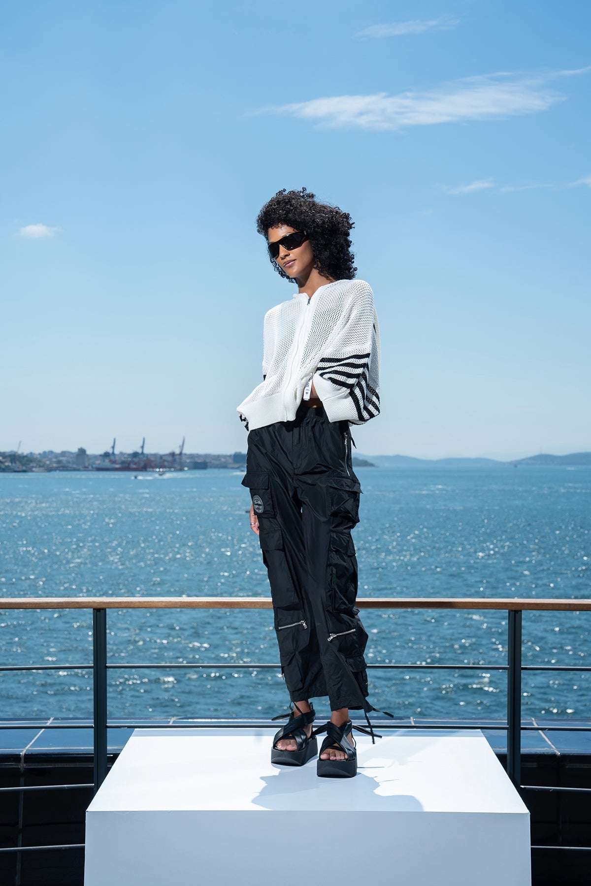 Off White Pullover 15338