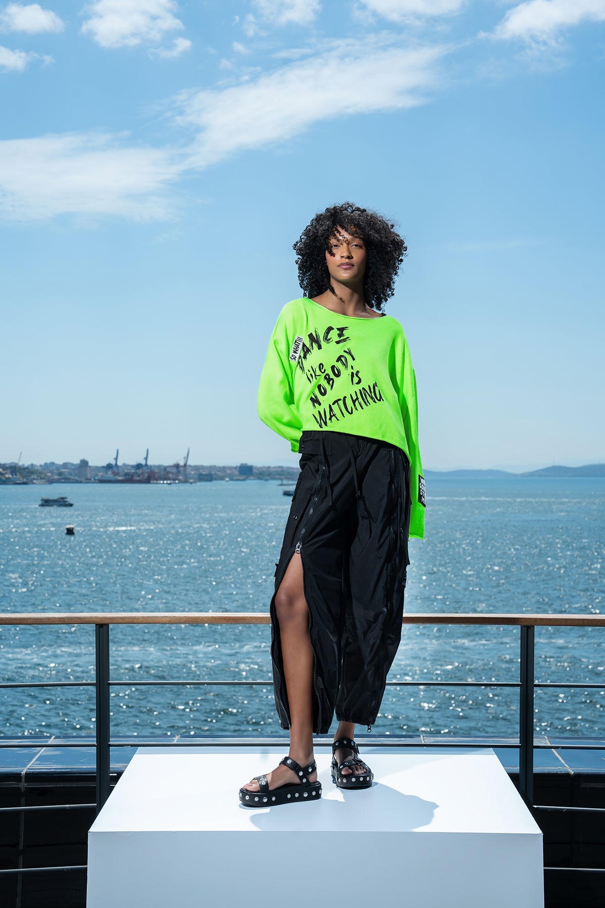 Verde Neon Pullover 15426