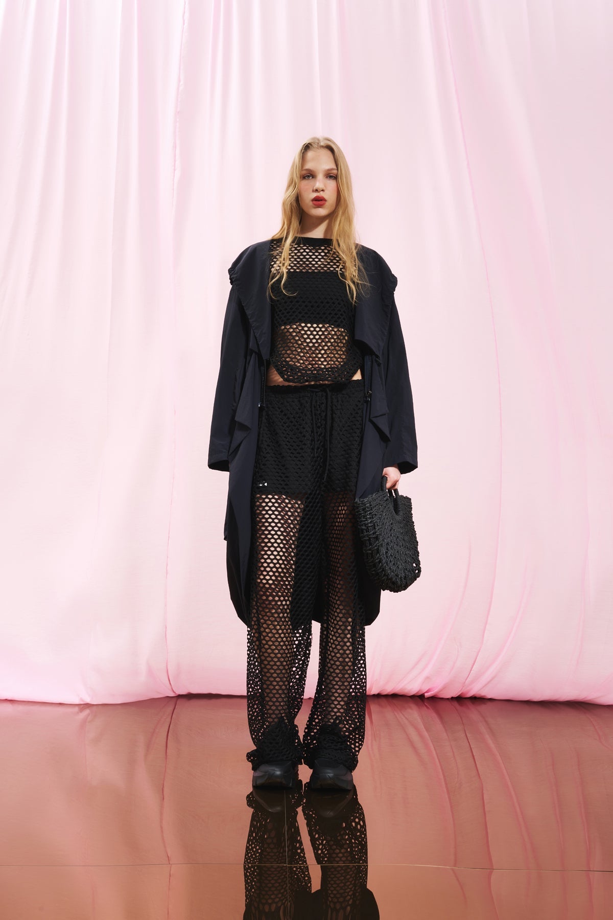 Black Cropped Mesh T-shirt 17057