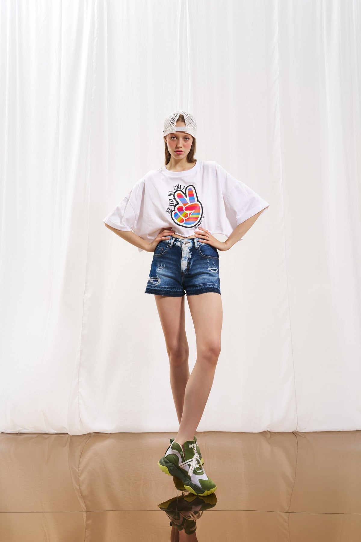 White Print Crop T-shirt 17065