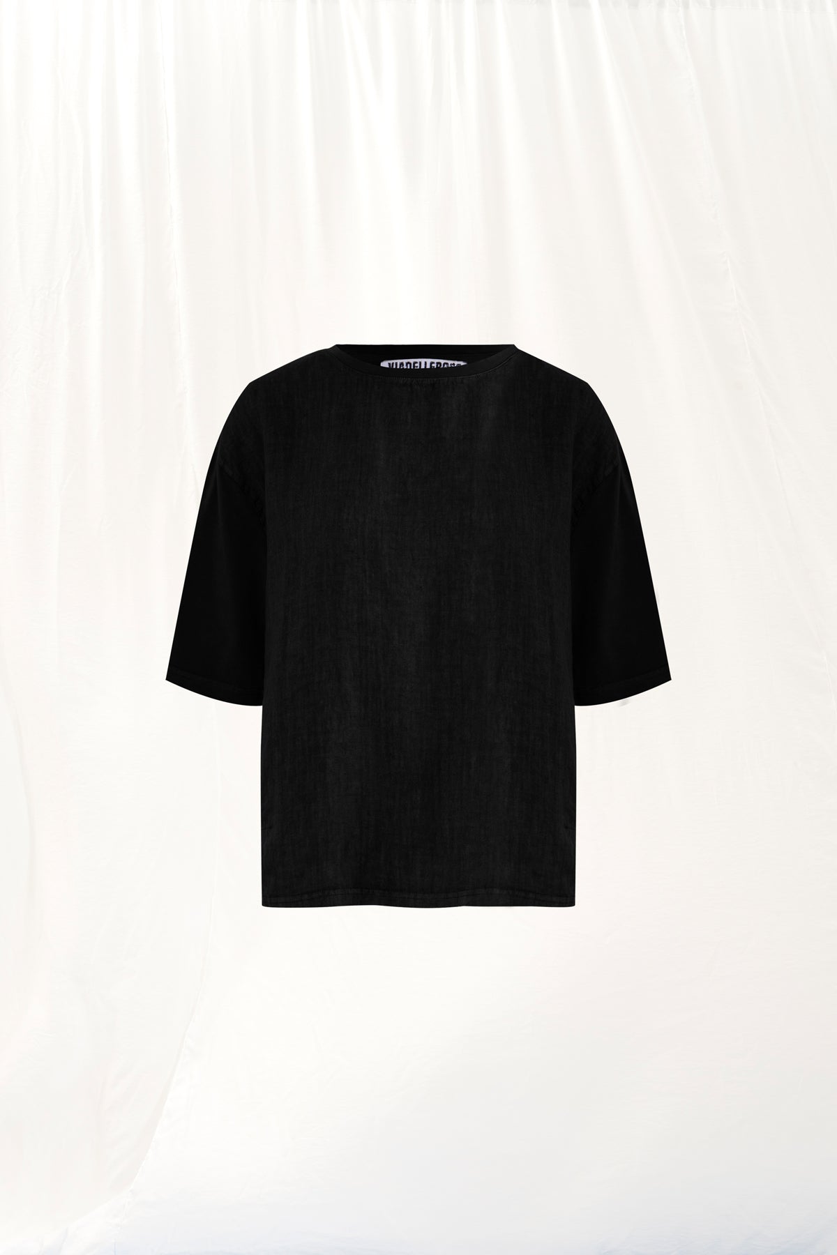 Black T-shirt 17096