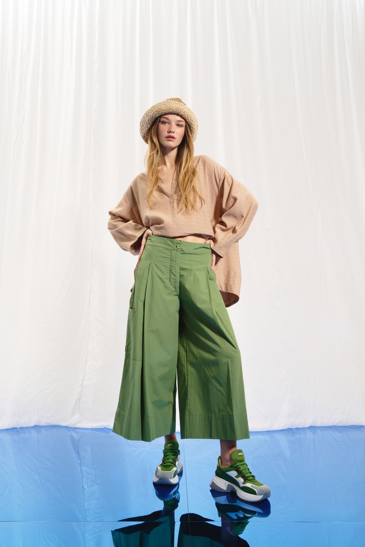 Olive Green Wide-leg Pleated Trousers 17098
