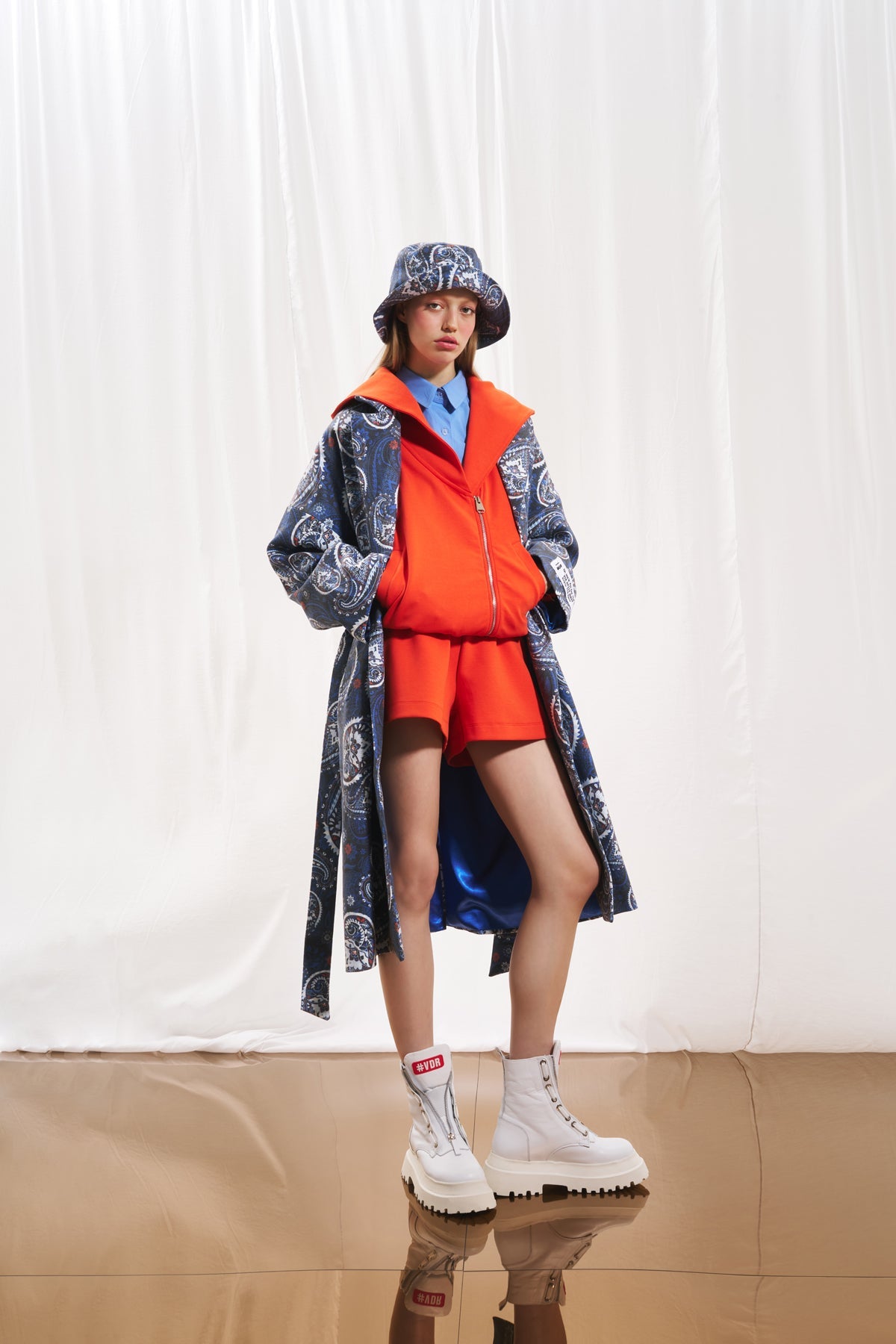 Orange Sweatshirt 17129