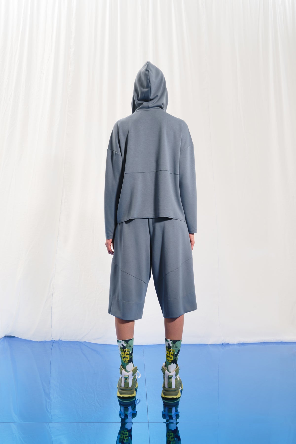 Grey Zip-up Sweatshirt 17144