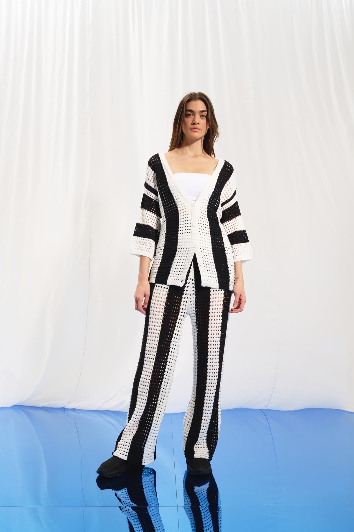 Black Off White Contrast Knit Cardigan 17174