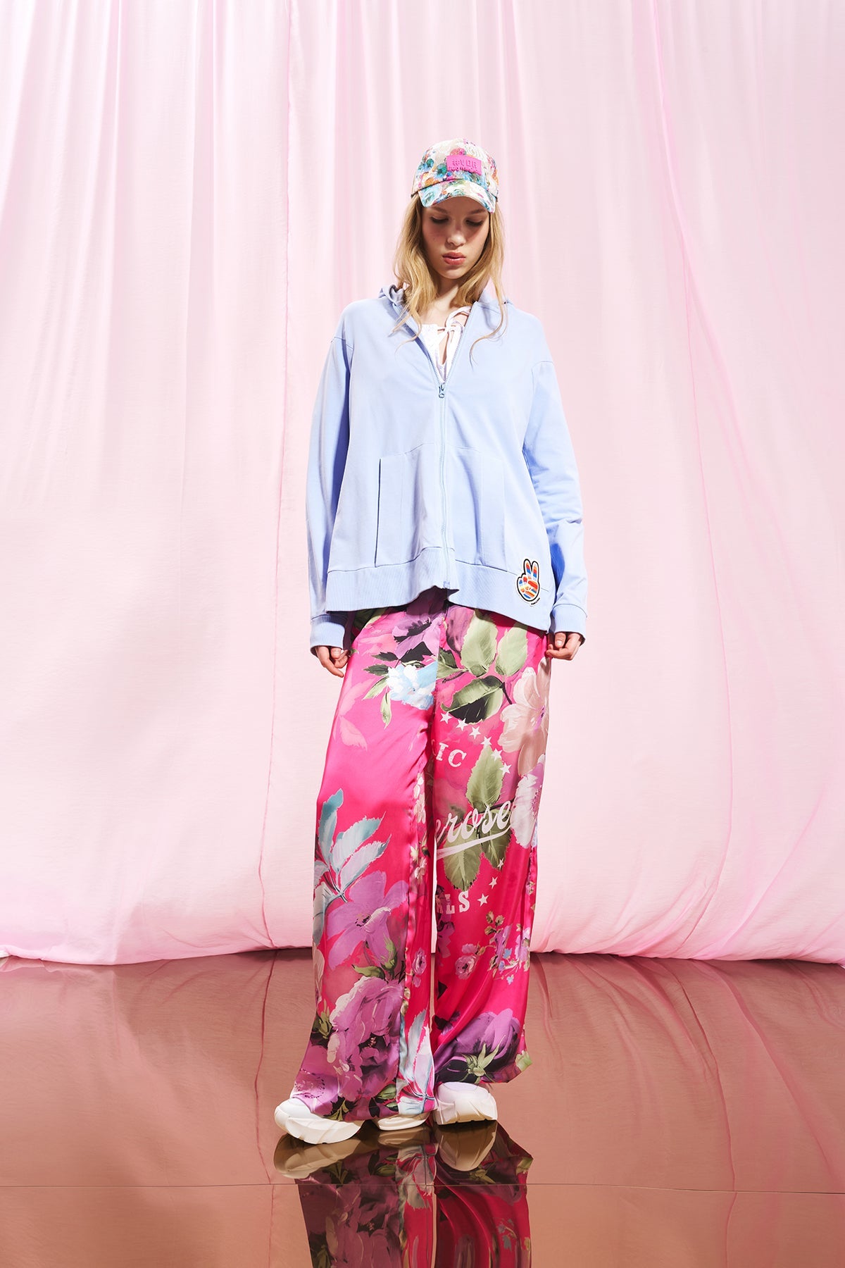 Lilac Hooded Zip-up Sweatshirt 17240