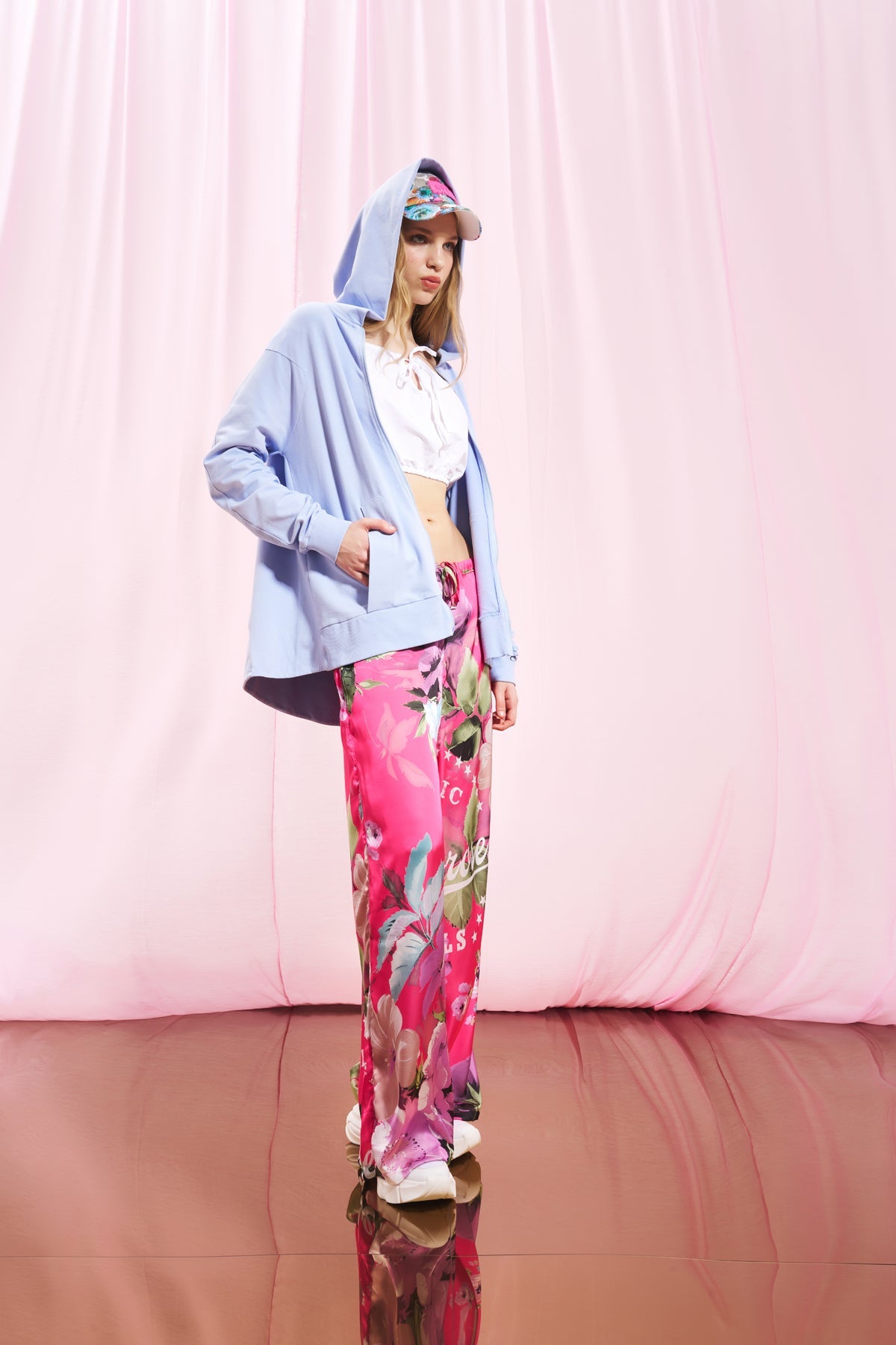 Lilac Hooded Zip-up Sweatshirt 17240