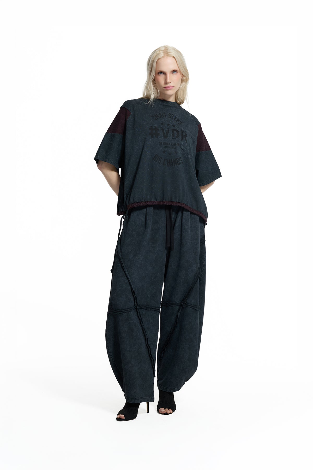 Black Washed Burgundy Detail Drawstring Hem Vdr Print Oversize T-shirt 19014