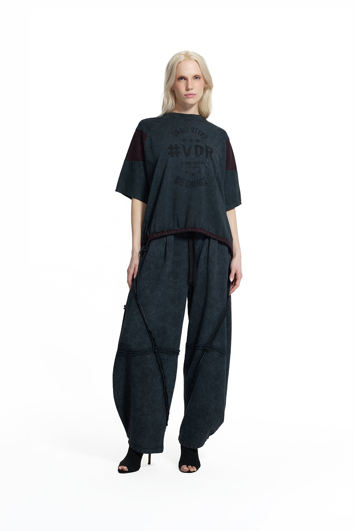 Black Washed Burgundy Detail Drawstring Hem Vdr Print Oversize T-shirt 19014
