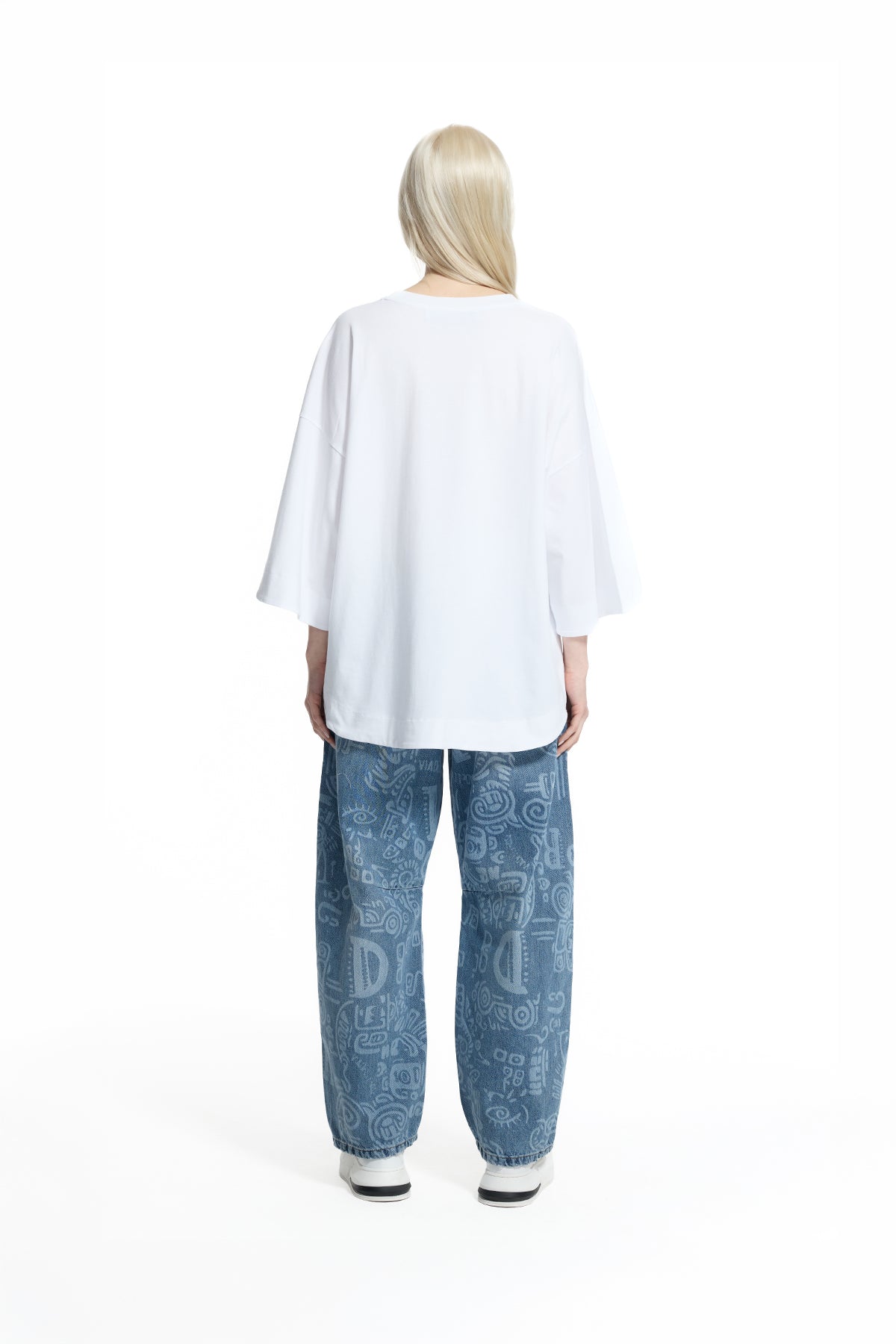 White Minimal Pocket Detail Oversized Silhouette T-shirt 19103