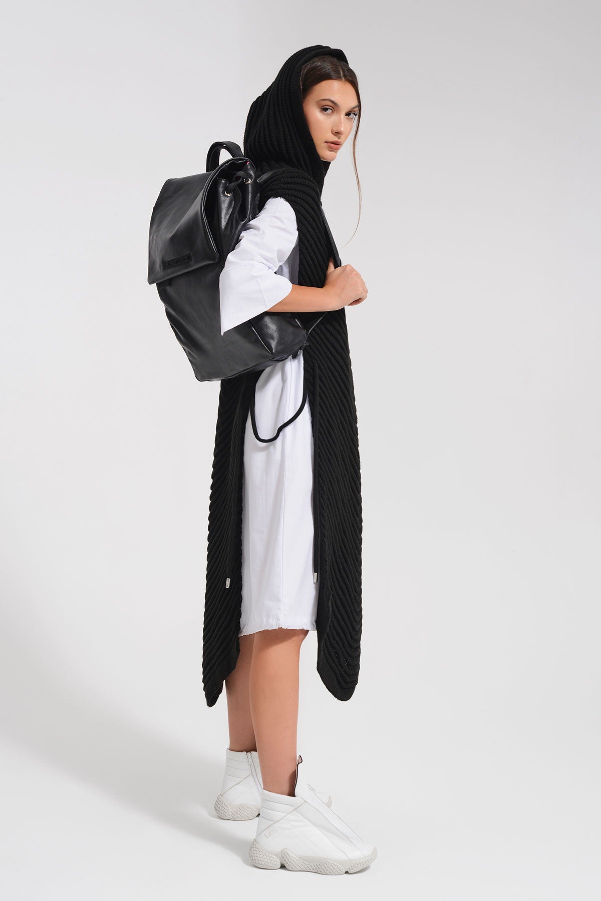 Nero Poncho 8158