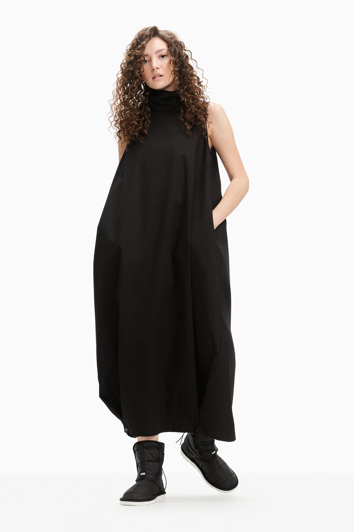 Nero Dress 10182