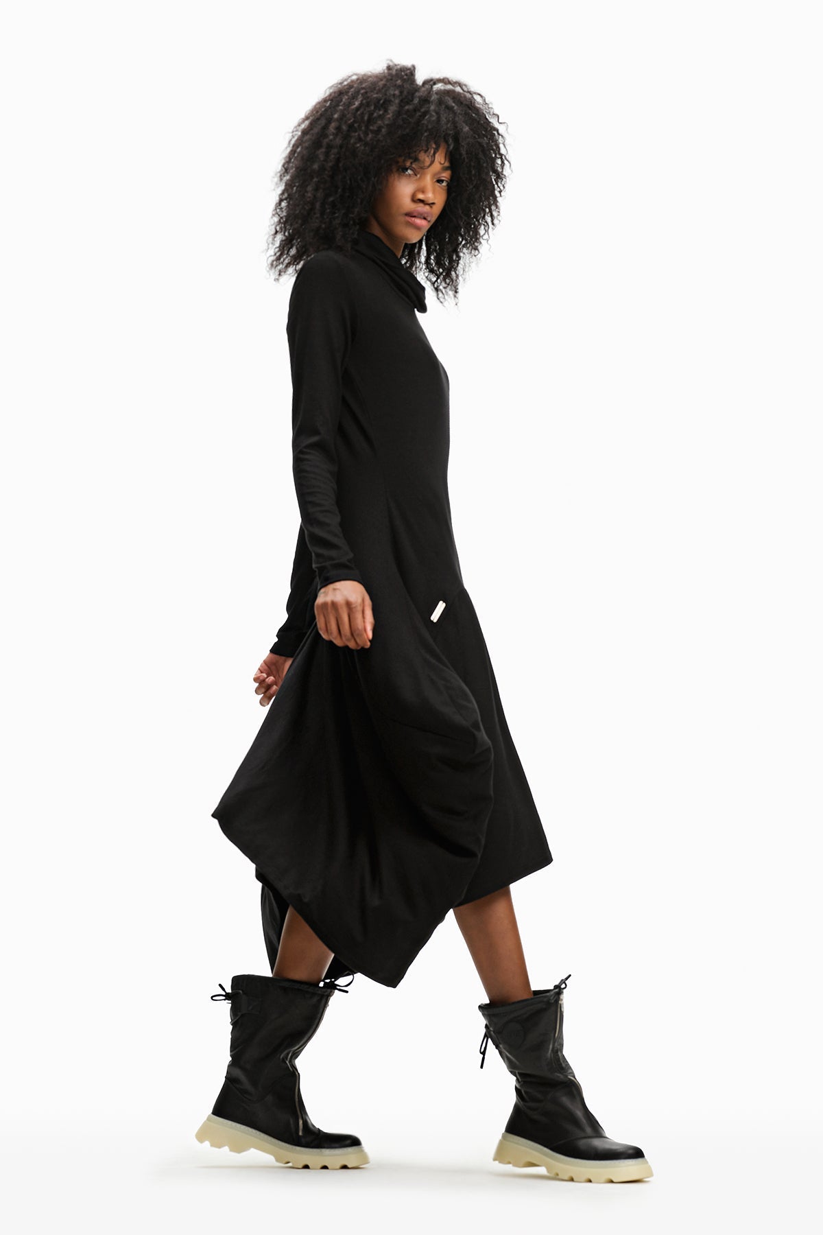 Nero Dress 10379