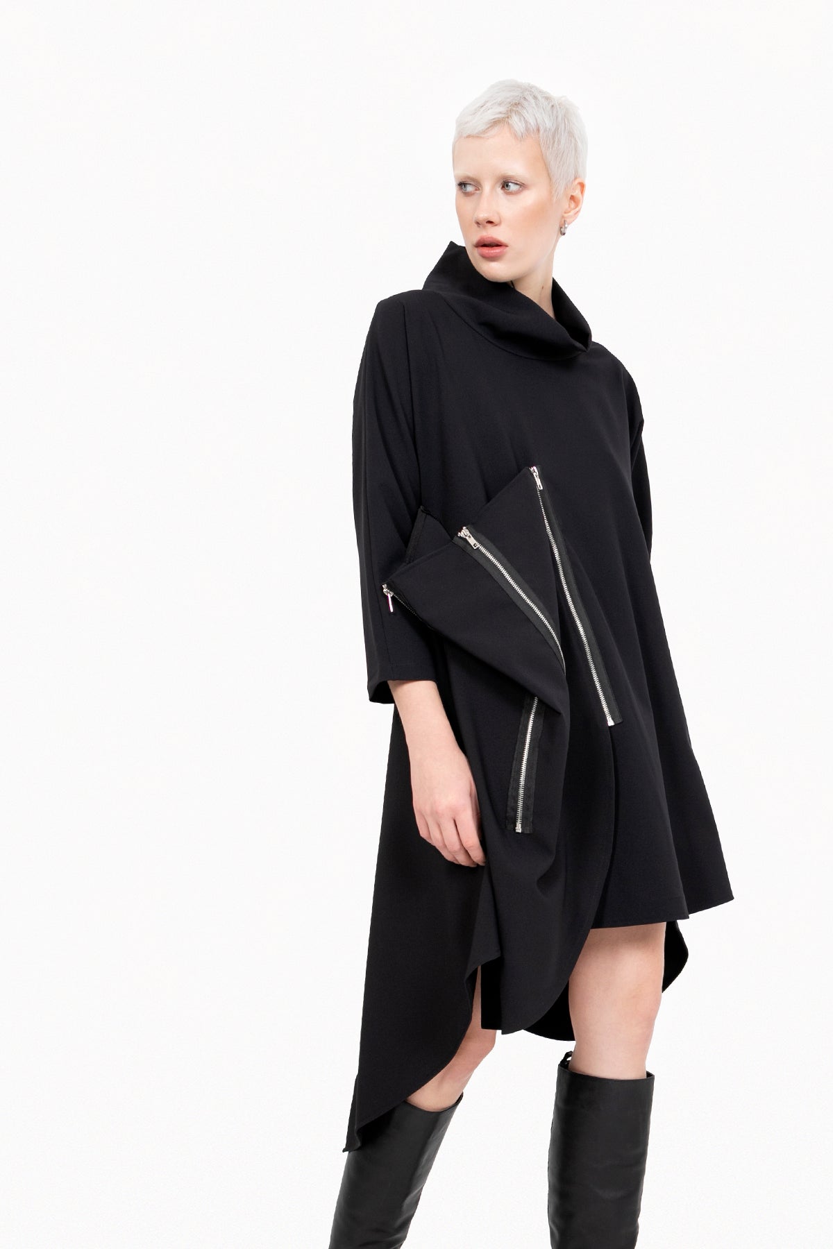 Nero Dress 10520