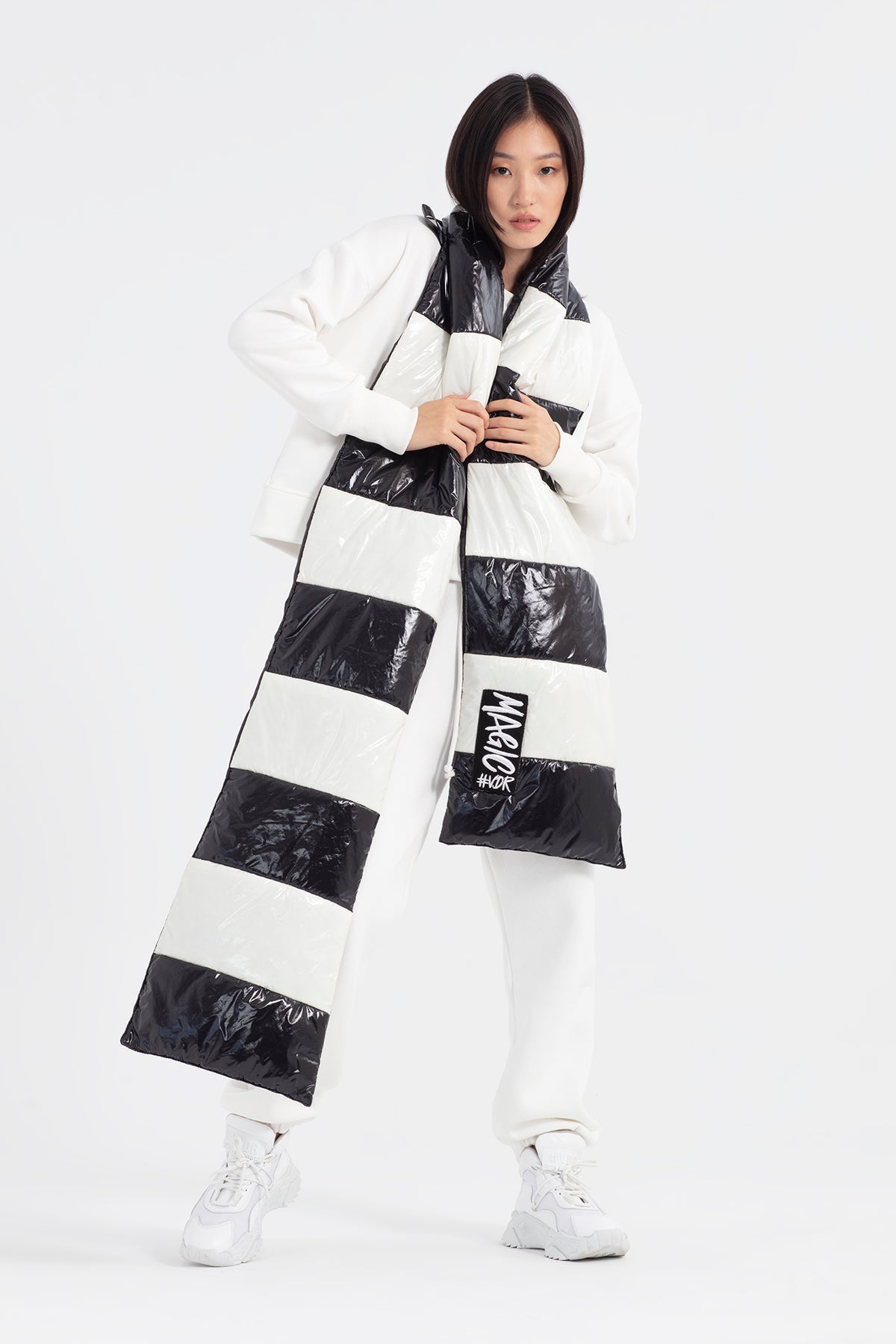 Nero Off White Scarf 12004