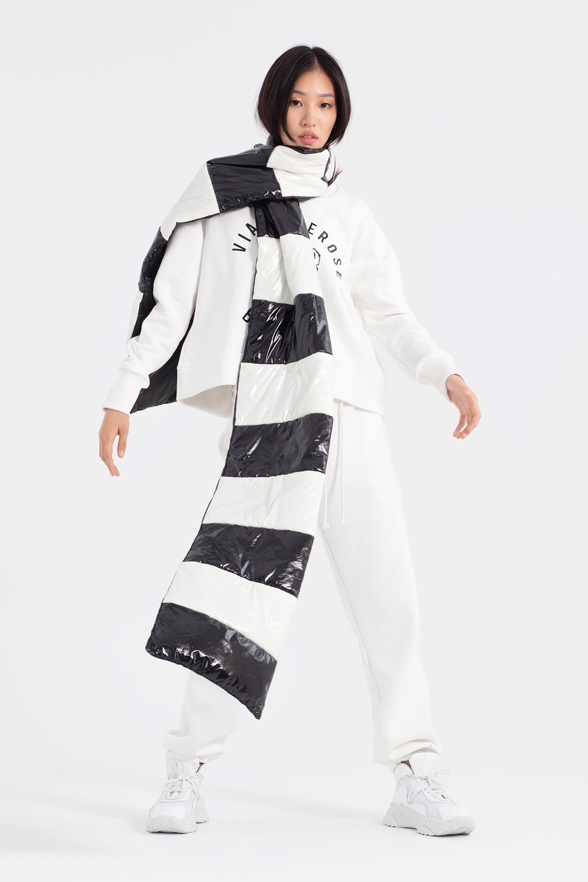 Nero Off White Scarf 12004