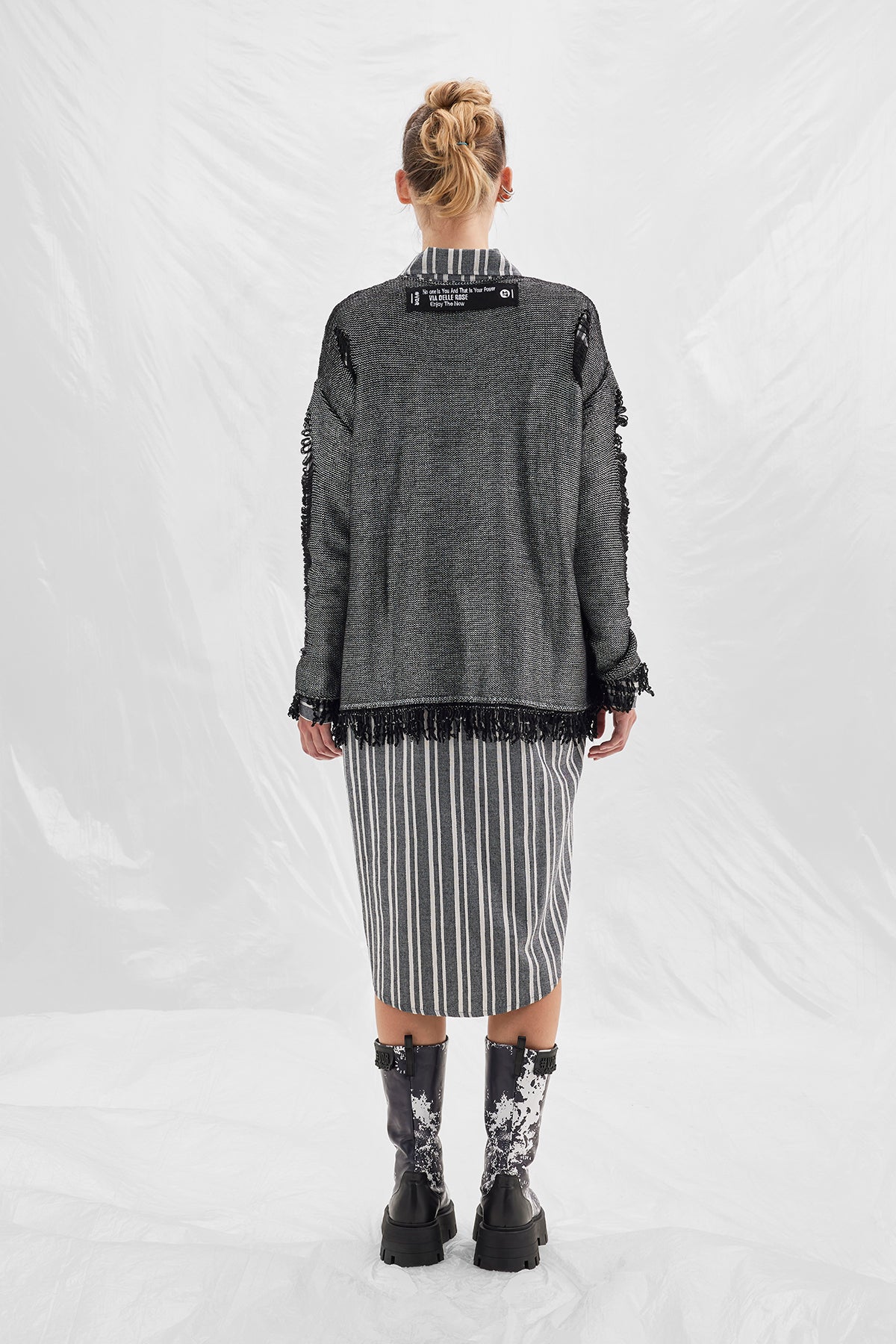 Silver Pullover 14004