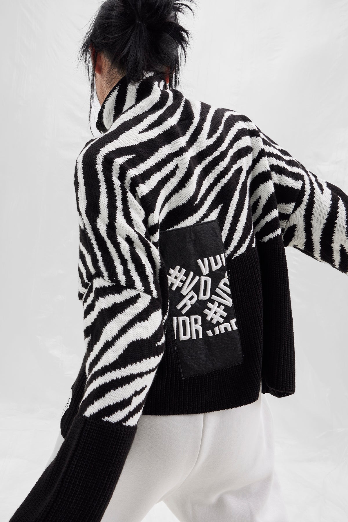 Nero Off White Pullover 14018