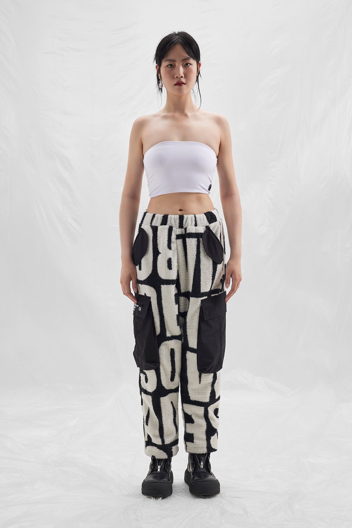 Nero Off White Pants 14069