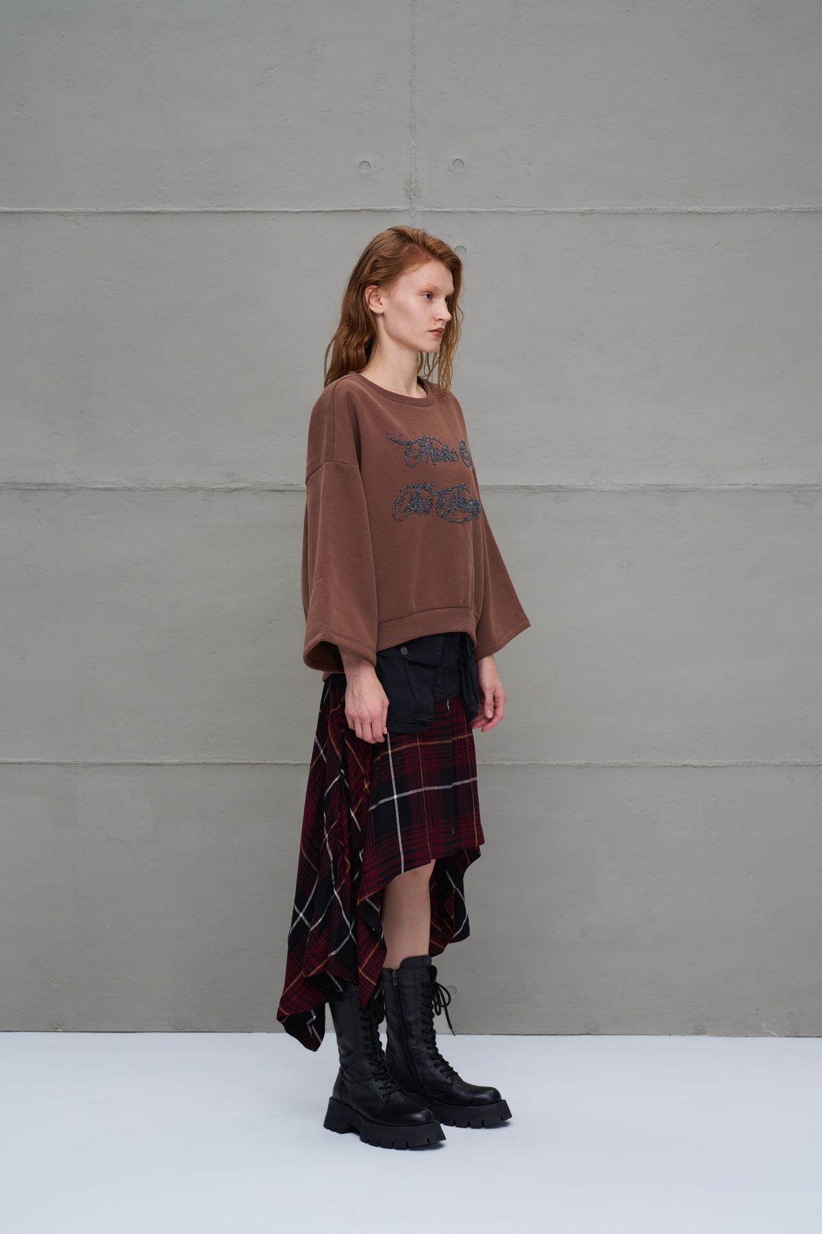 Brown Sweatshirt 18018