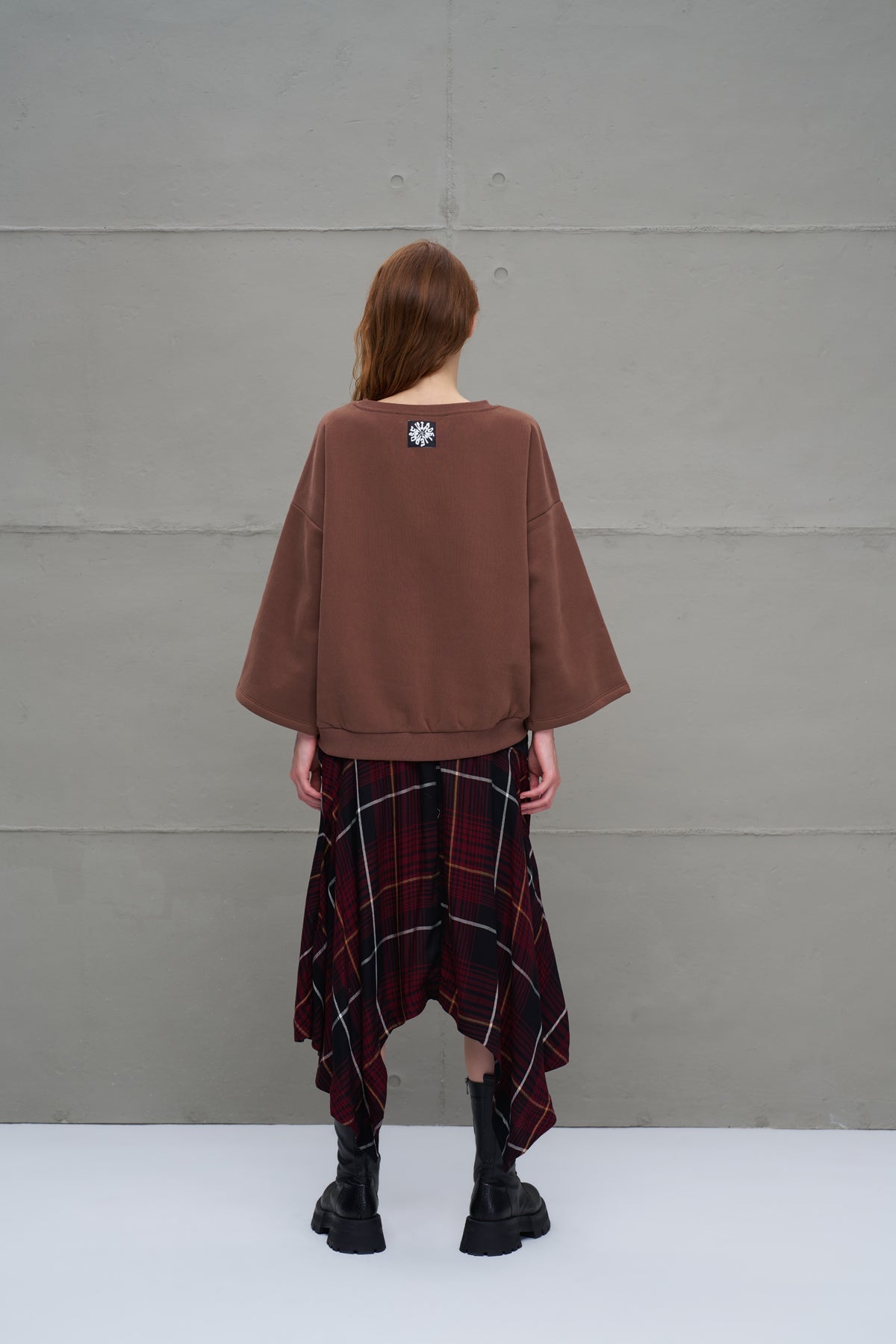 Brown Sweatshirt 18018