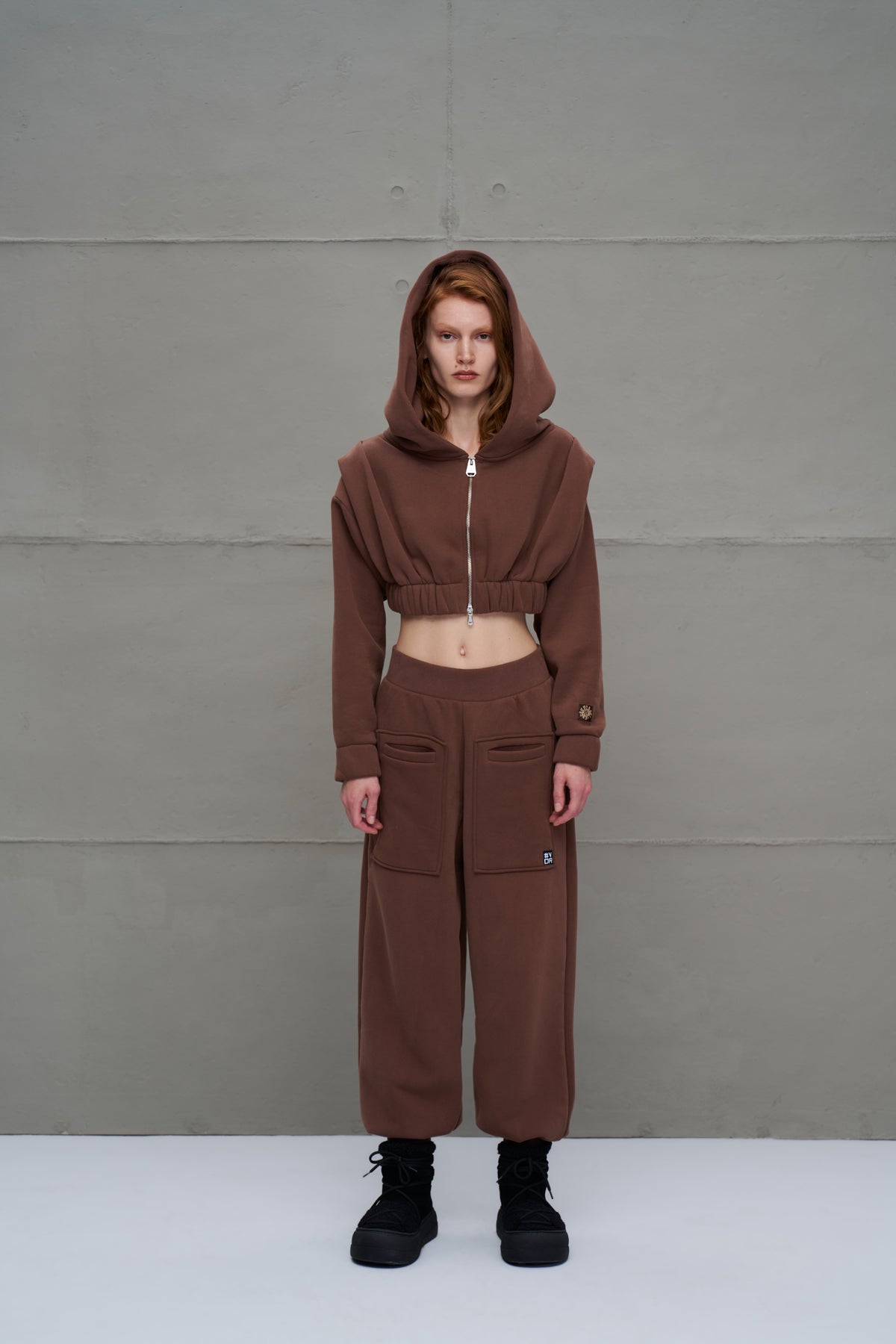 Brown Sweatshirt 18019