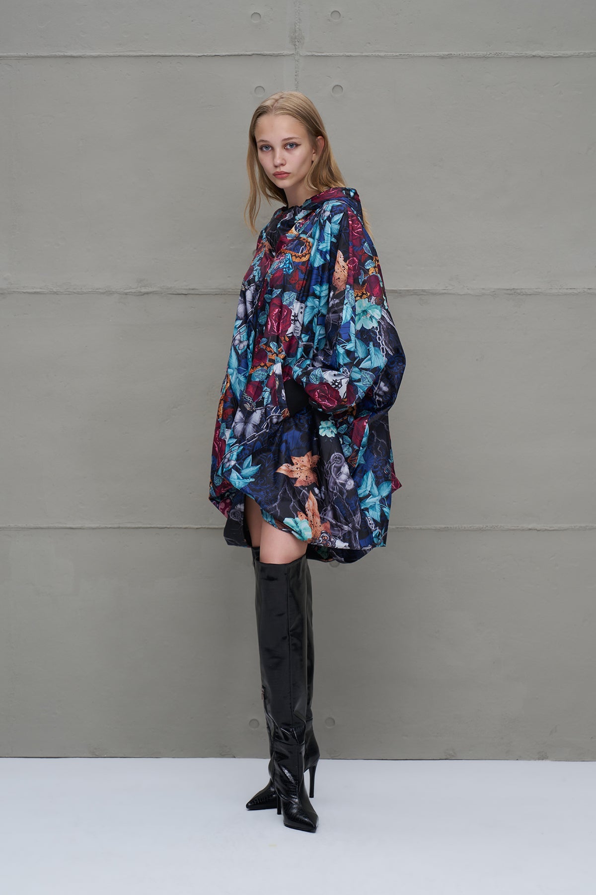 Multicolor Asymmetric Oversized Wind Coat 18030