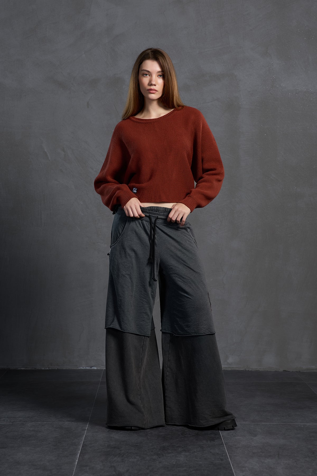 Brown Boat Neck Text Print Knit Sweater 18053