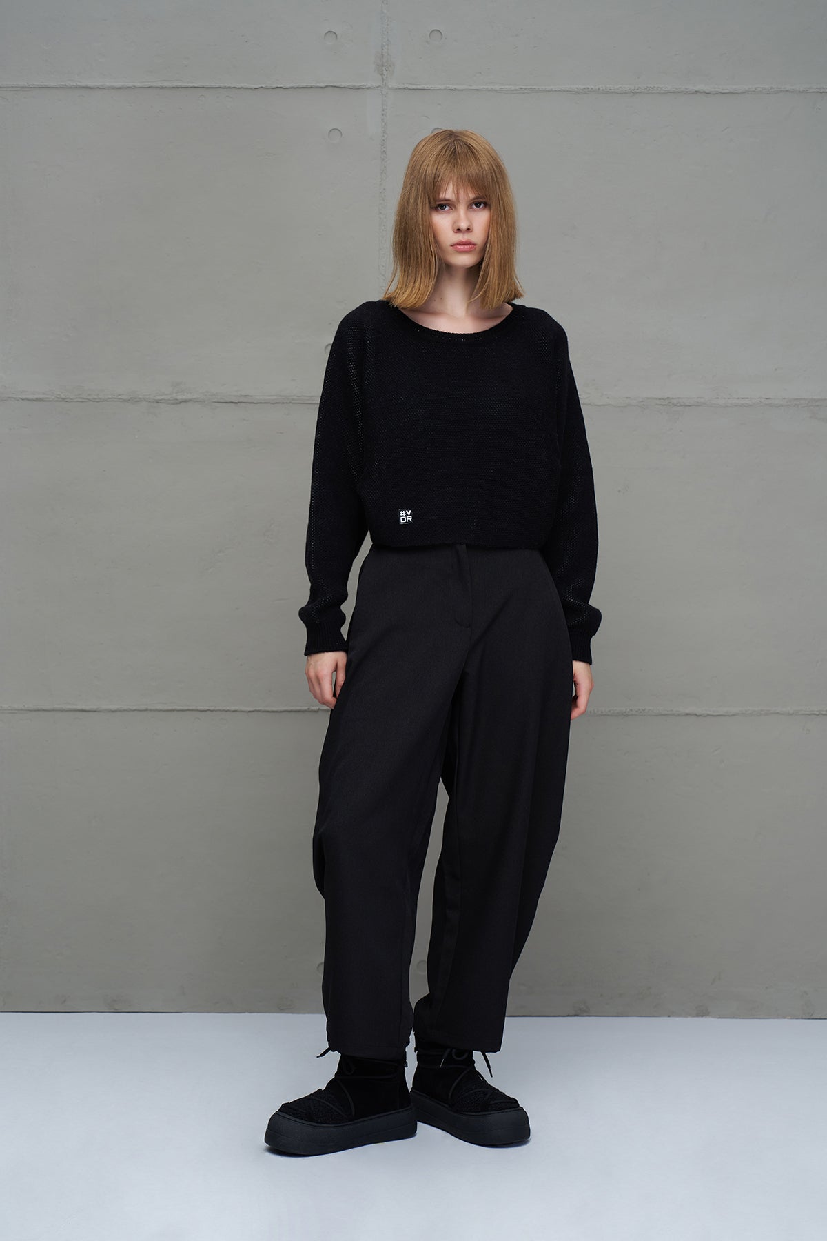 Black Boat Neck Text Print Knit Sweater 18053