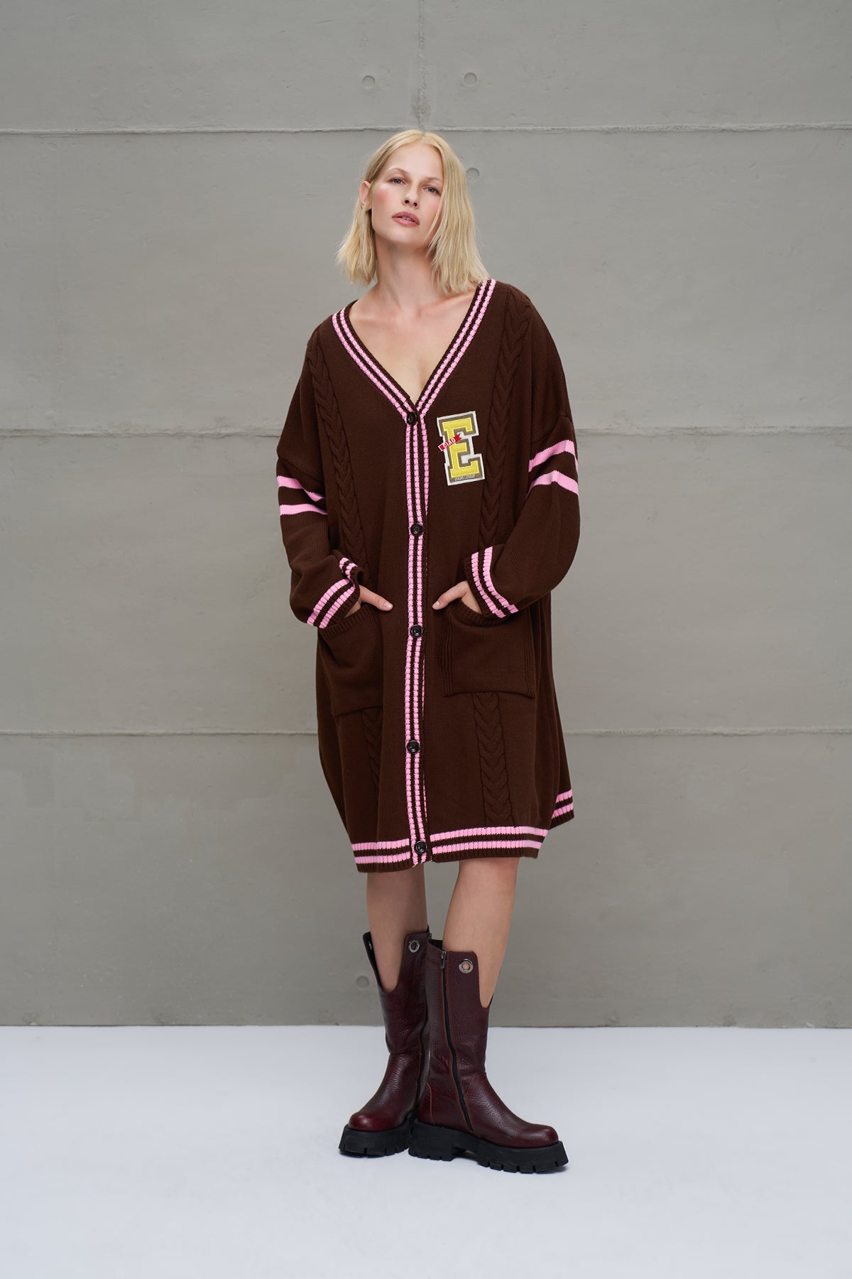 Brown Light Pink Long Oversized Knit Knit Cardigan 18058