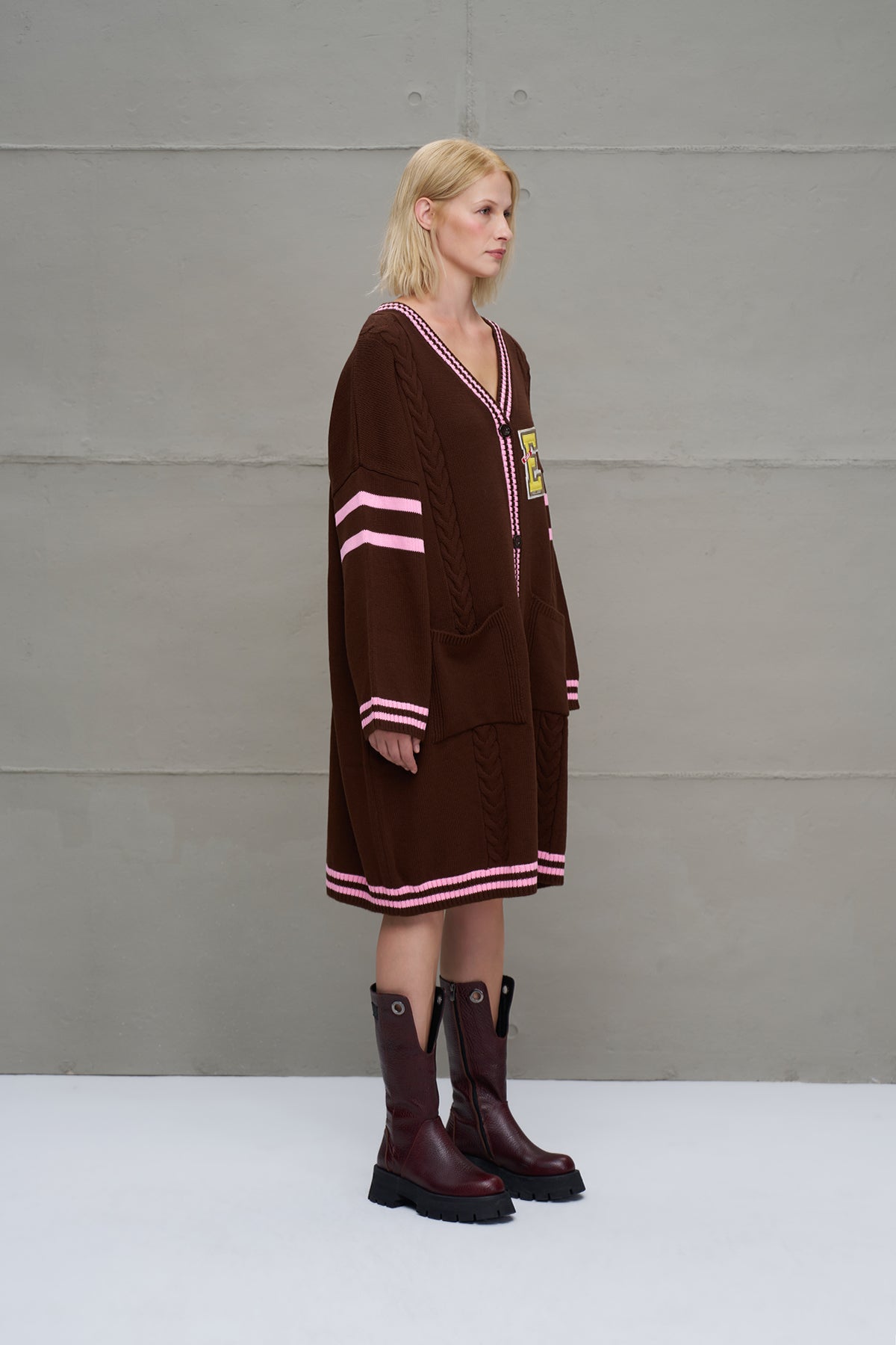 Brown Light Pink Long Oversized Knit Knit Cardigan 18058