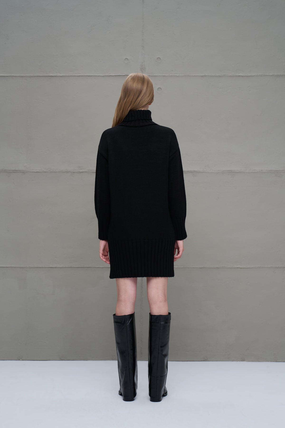 Black Off White Knit Dress 18065