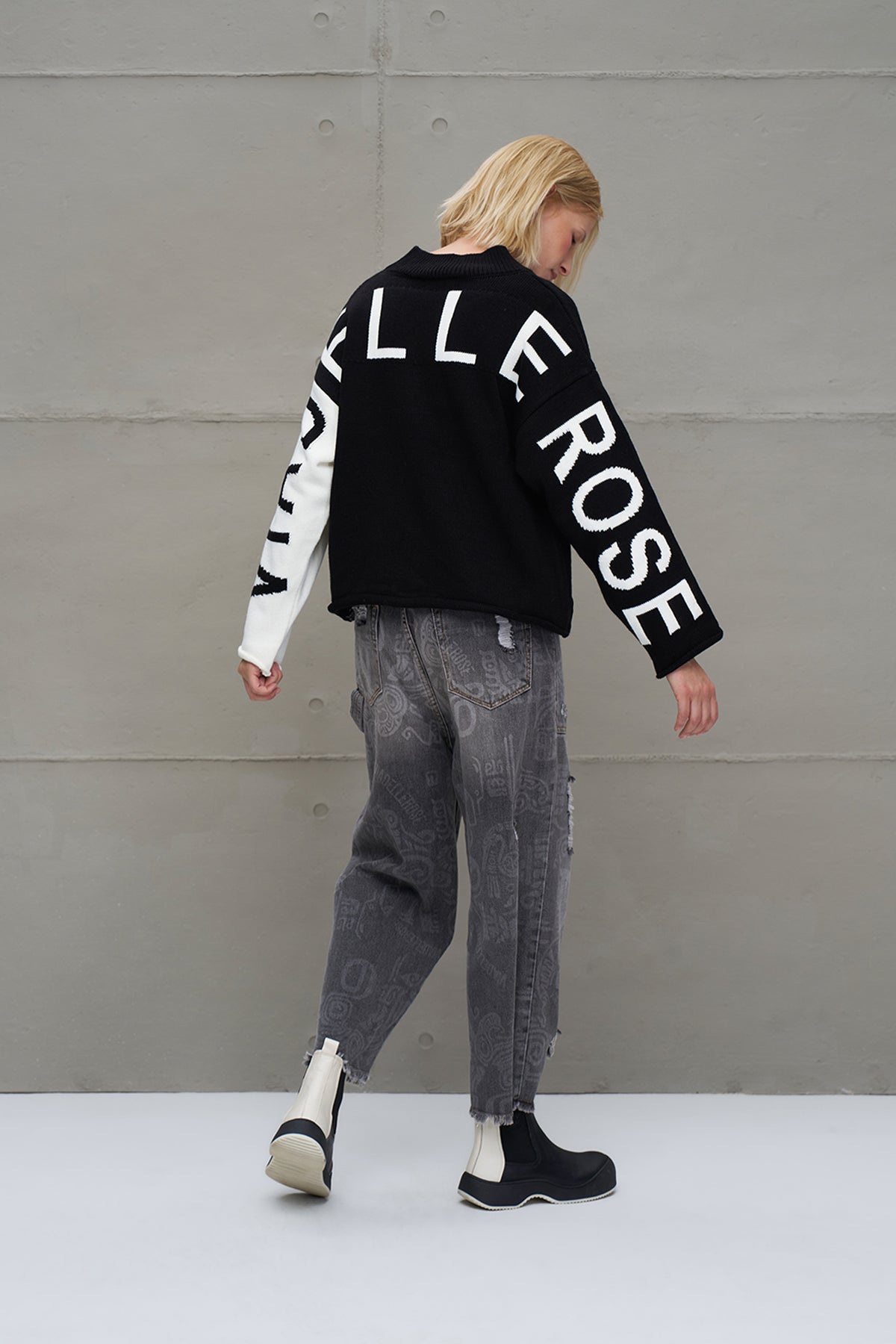 Black Off White Lettering Knit Sweater 18068