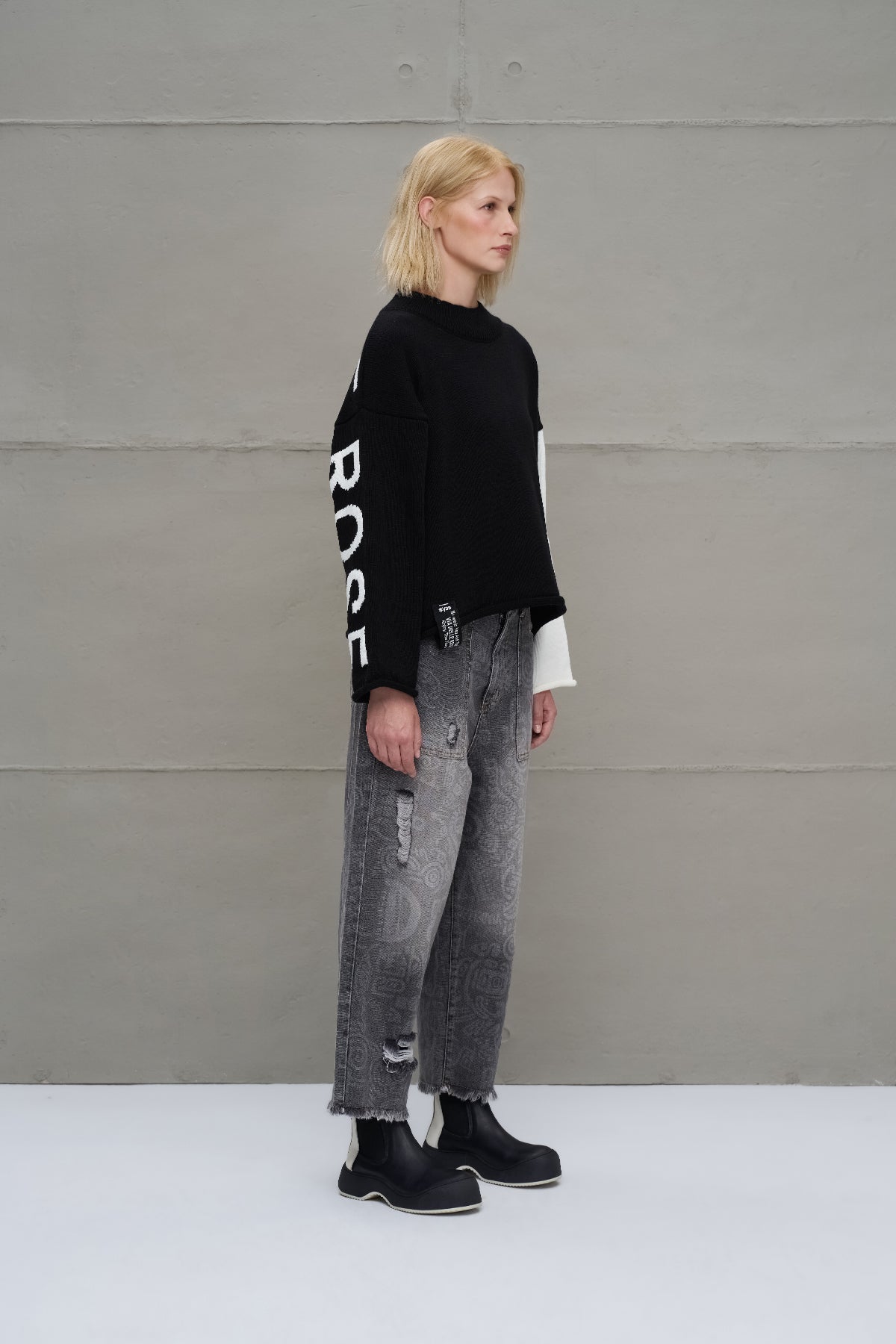 Black Off White Lettering Knit Sweater 18068