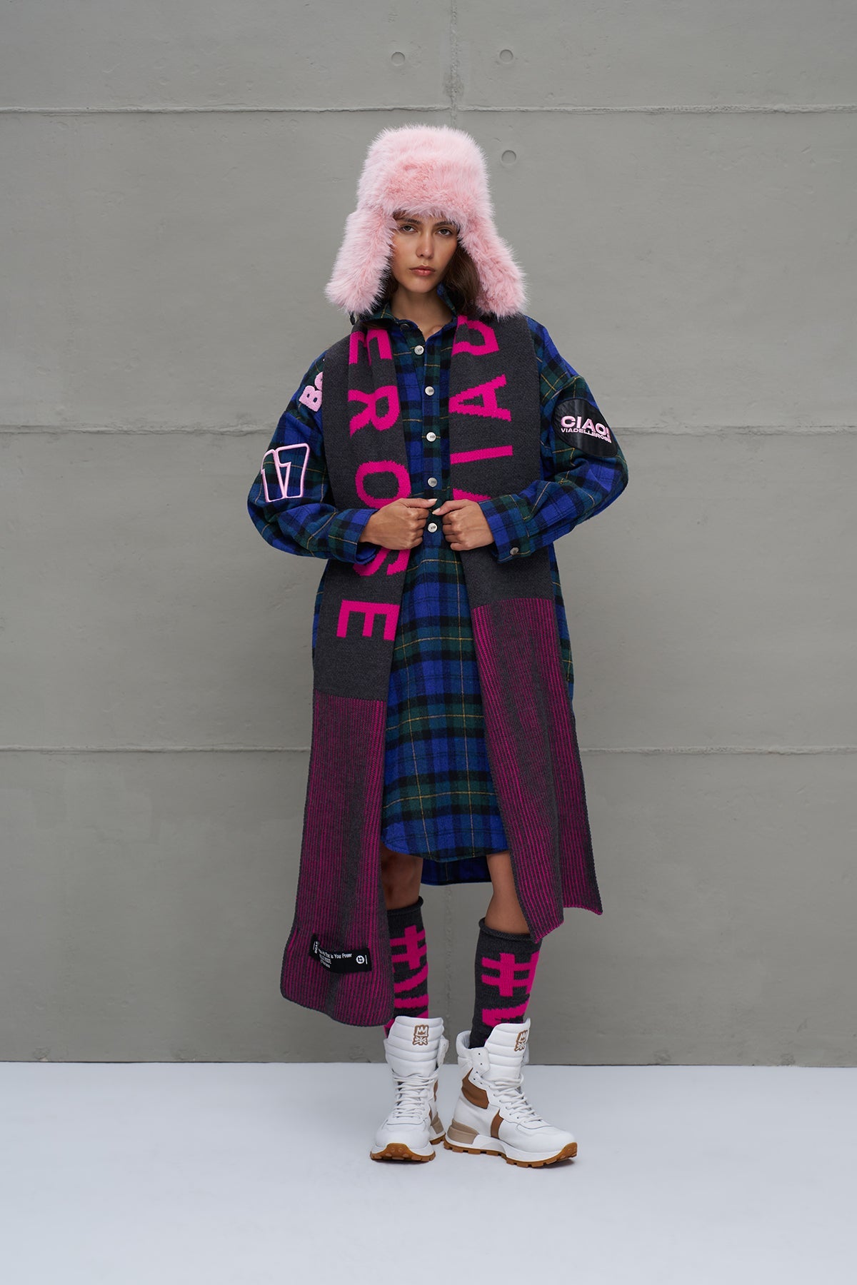 Anthracite Neon Pink Logo Striped Knit Scarf 18069
