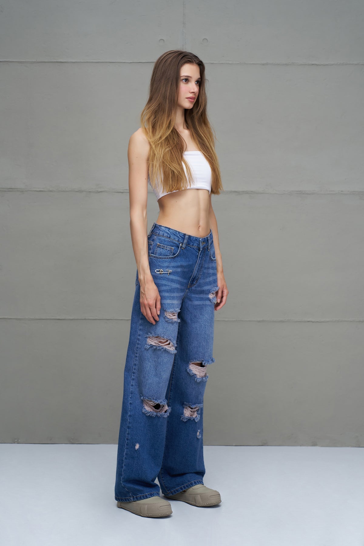 Blue Distressed Oversized Denim Trousers 18132