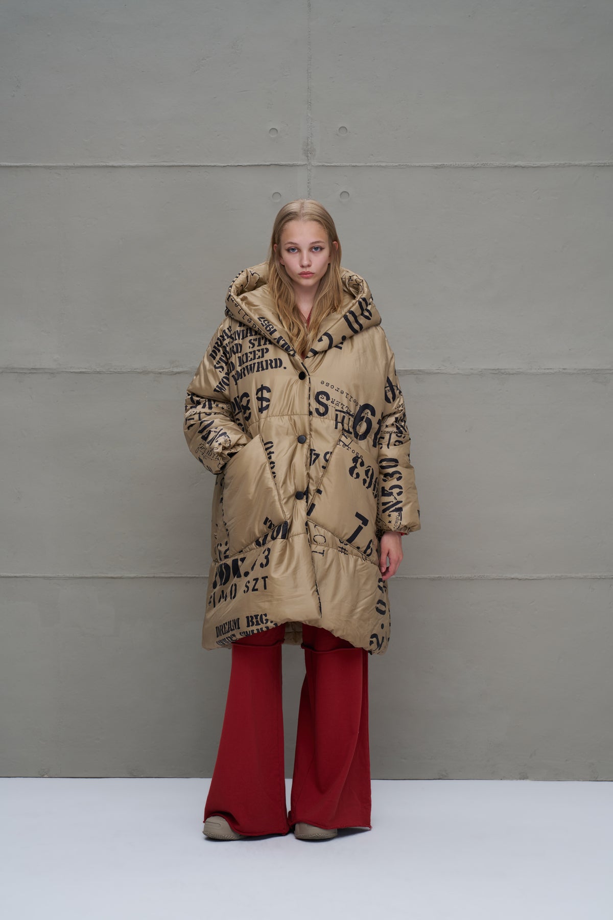 Beige Coat 18137