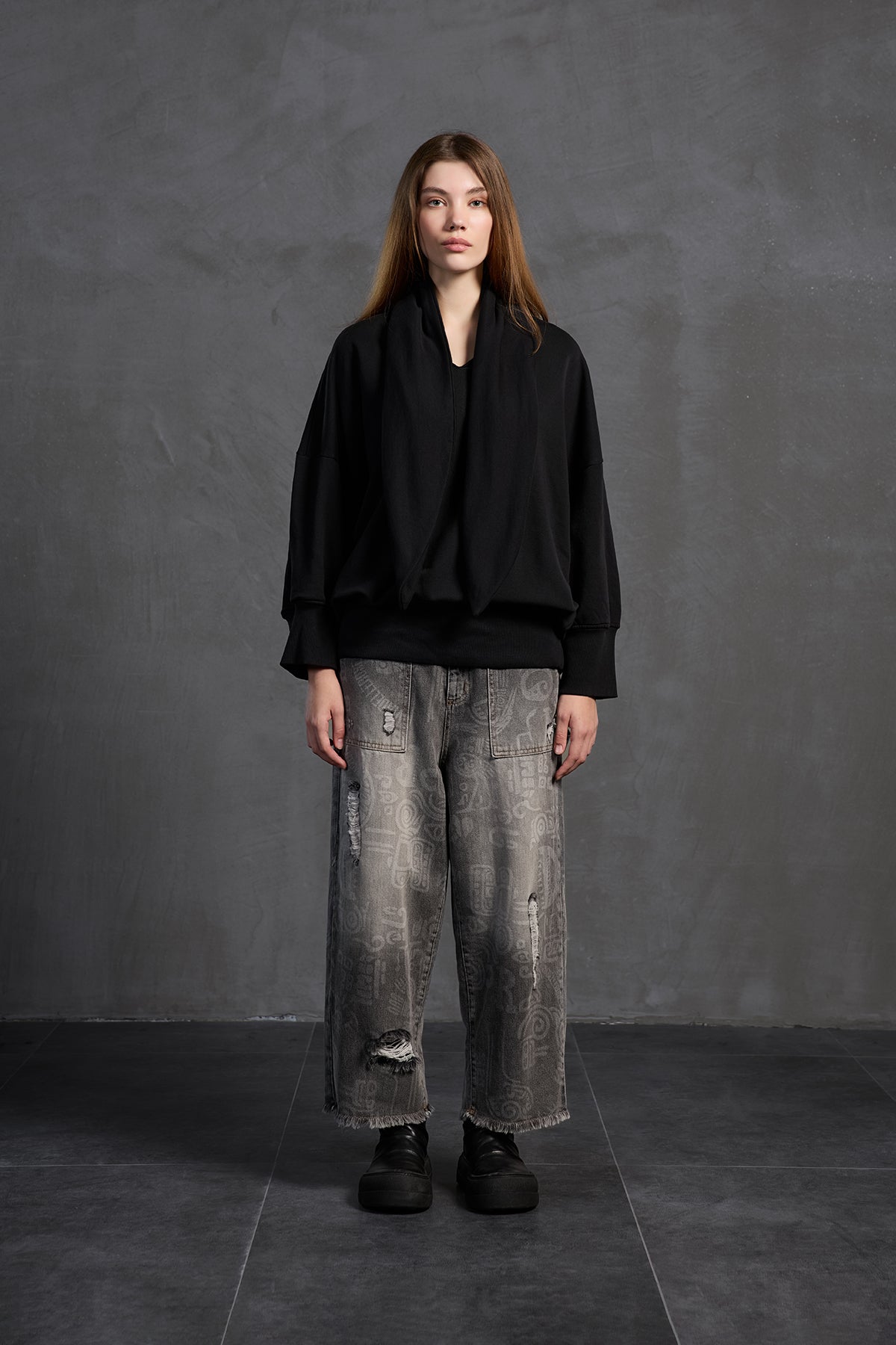 Black Shawl-detail Oversized Sweatshirt 18162