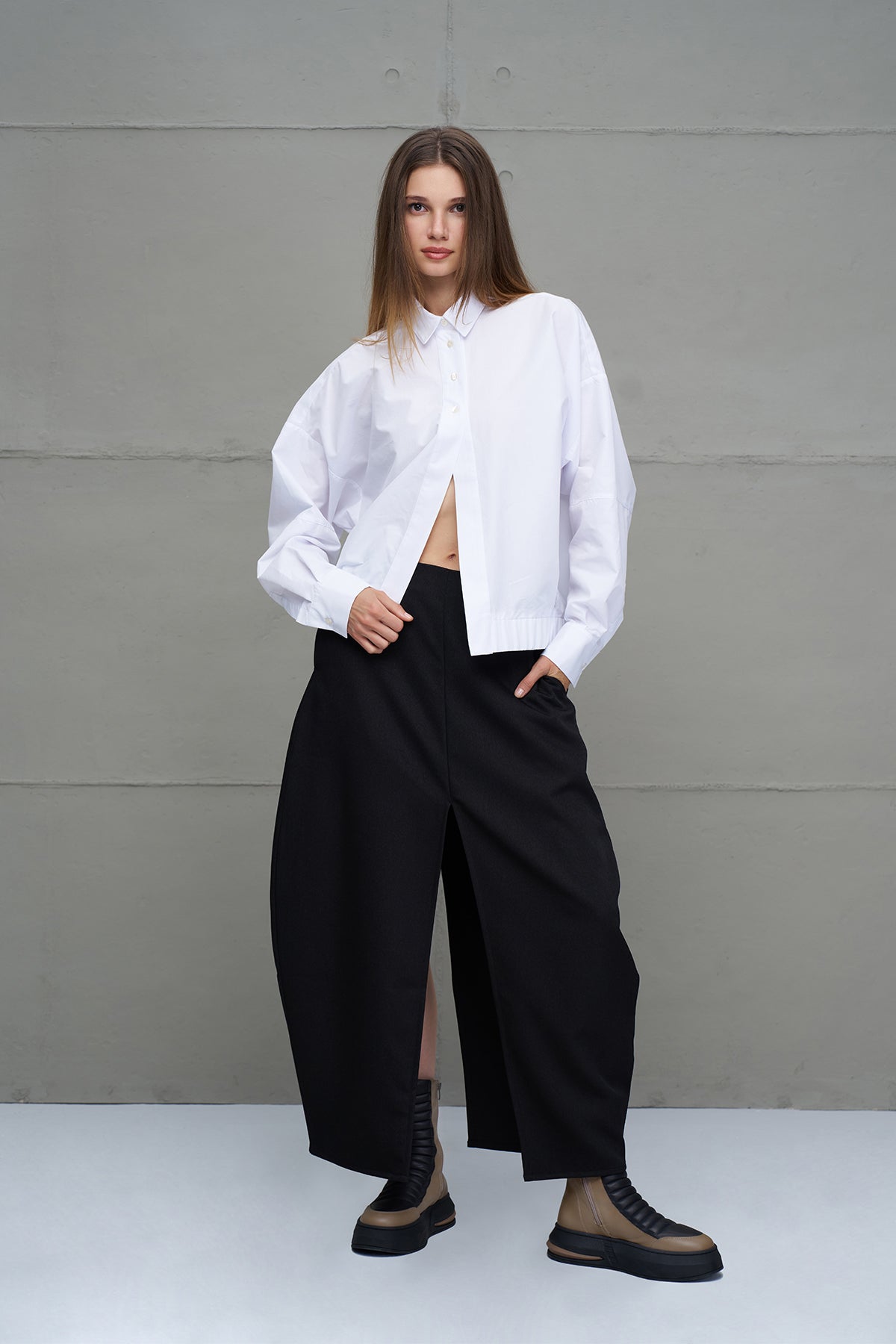 Black Slit Balloon Midi Skirt 18204