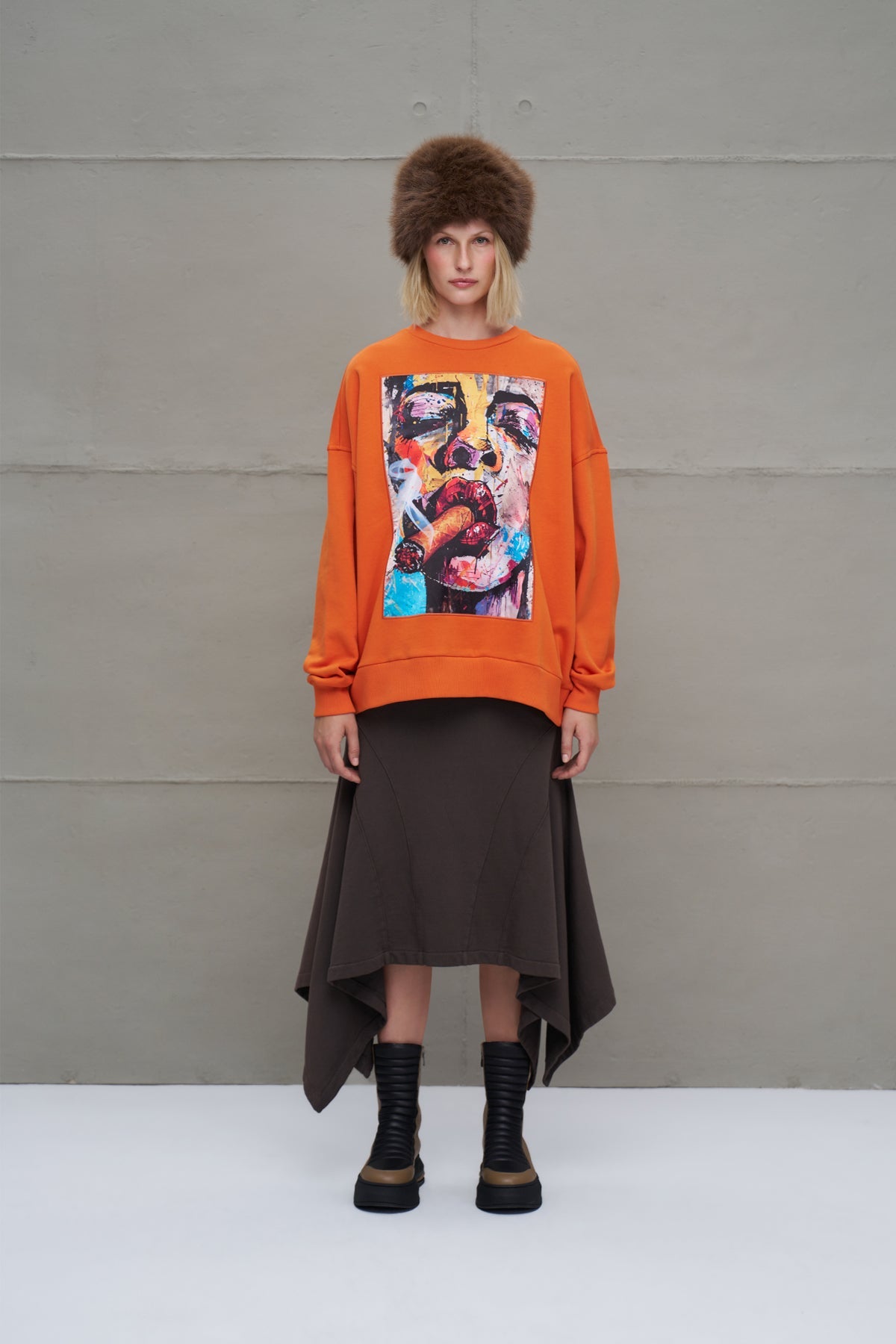 Orange Pop-art Printed Oversized Sweatshirt 18216